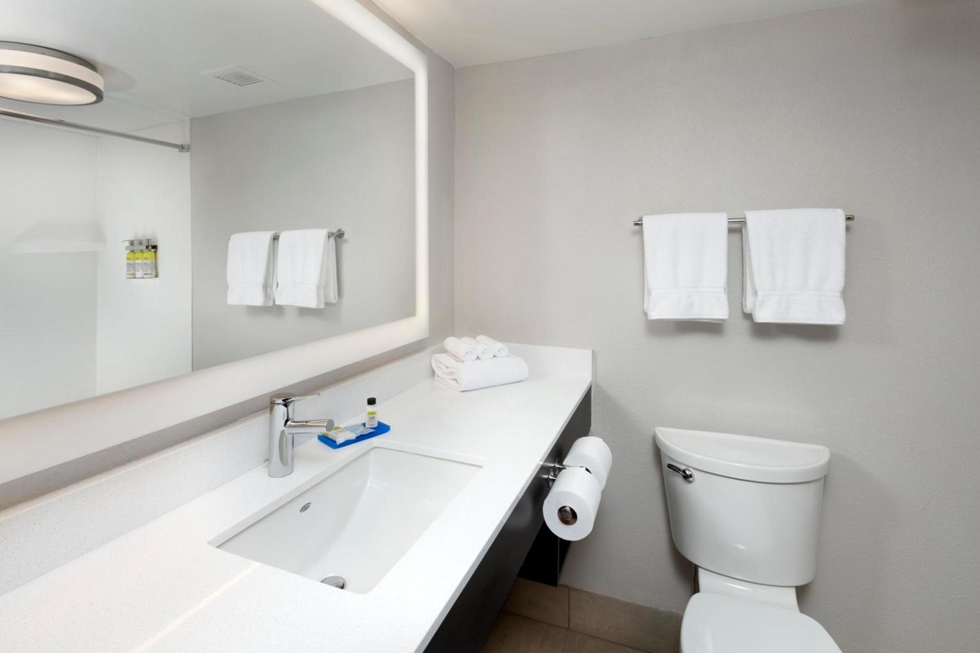 Holiday Inn Express Middlesboro by IHG photo 12
