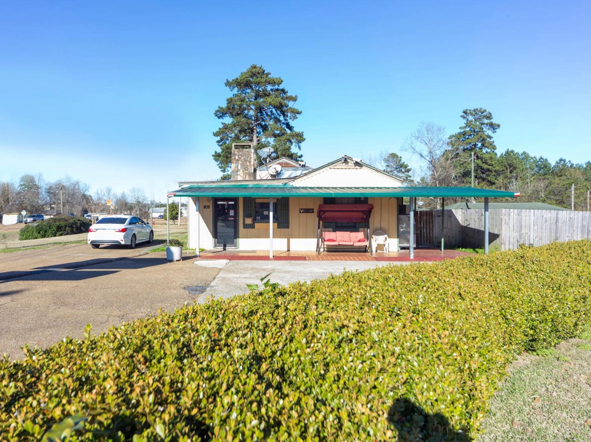OYO Hotel Brookhaven MS Hwy 51 North photo 25