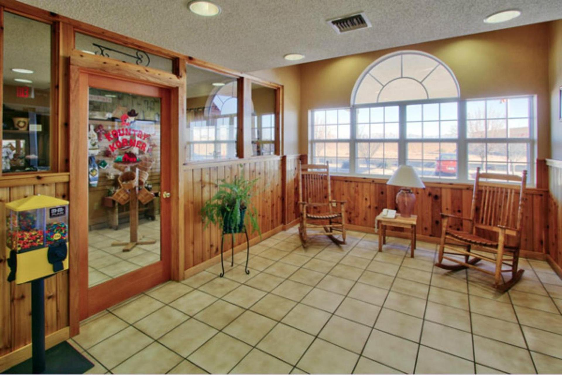 Western Skies Inn & Suites photo 12