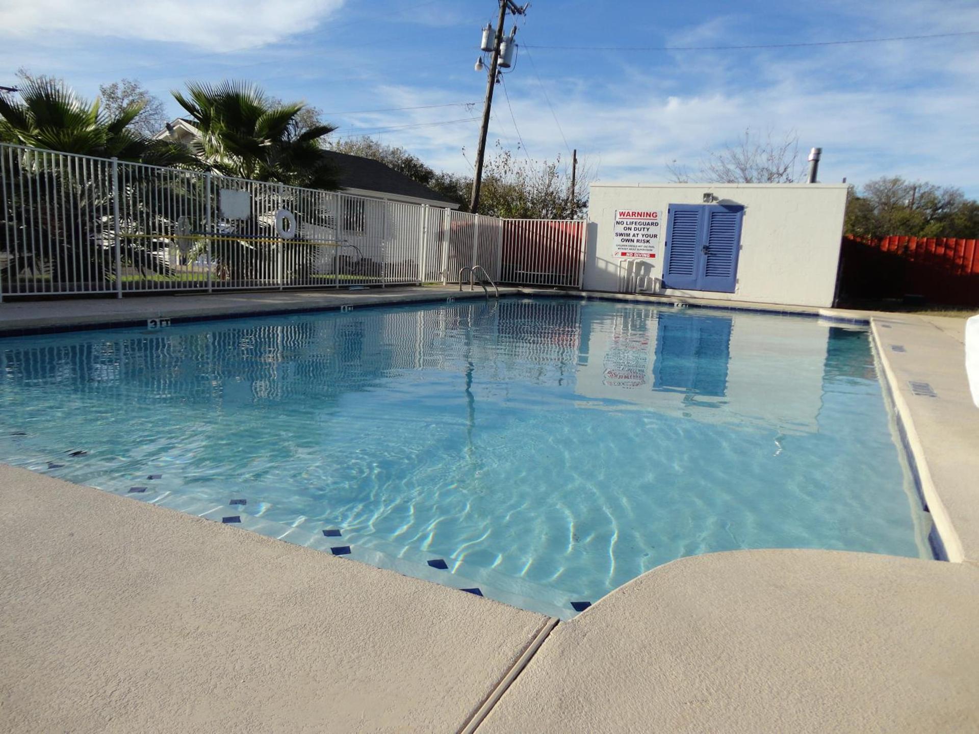 Motel 6-Round Rock, TX photo 8