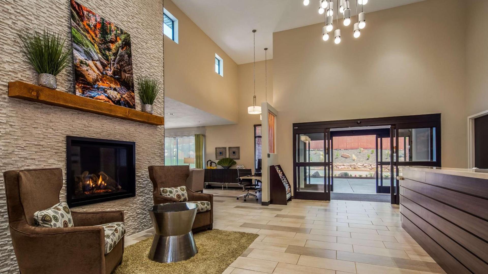 Best Western Plus Zion Canyon Inn & Suites photo 2