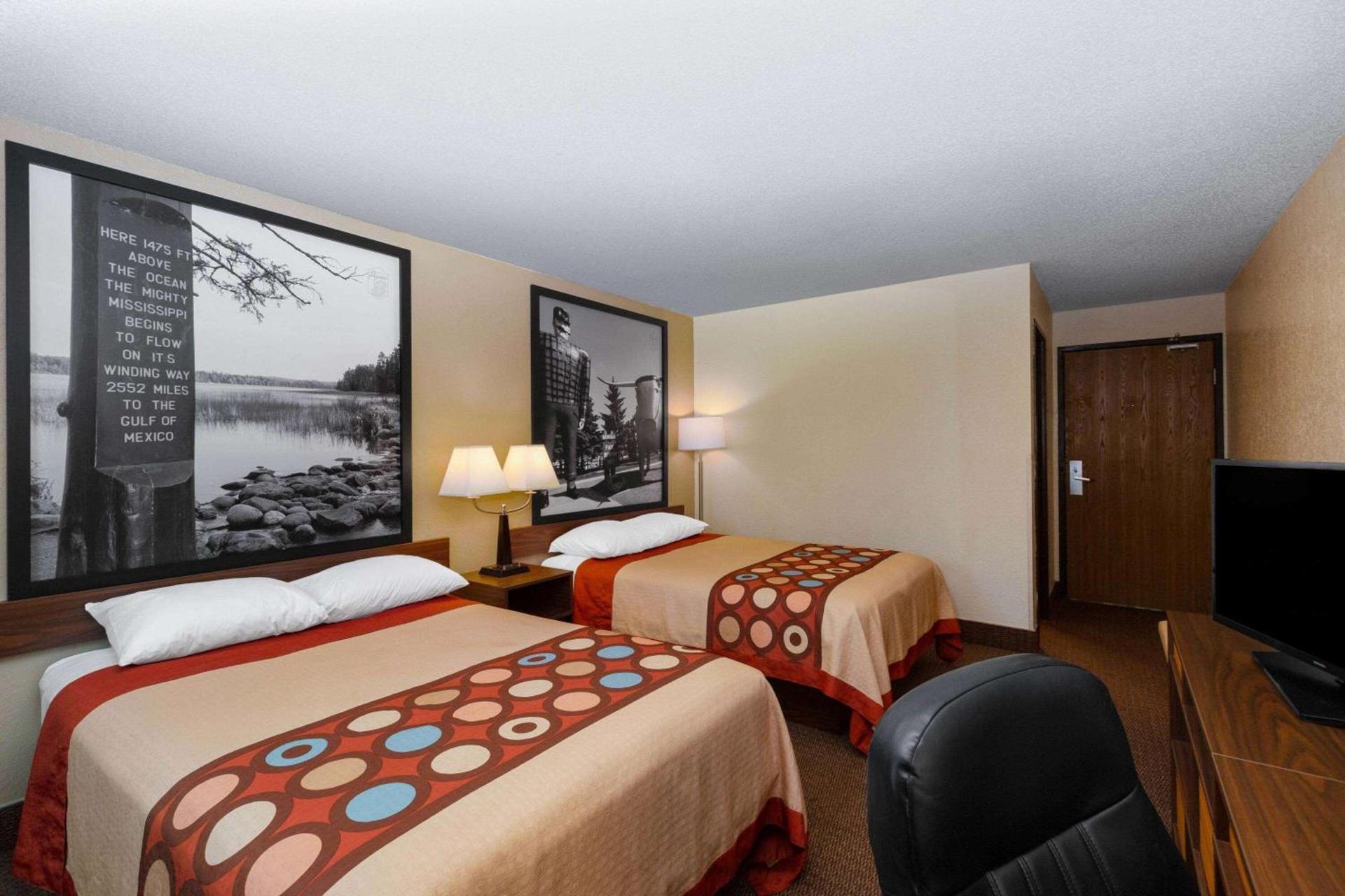 Super 8 by Wyndham Bemidji MN photo 9