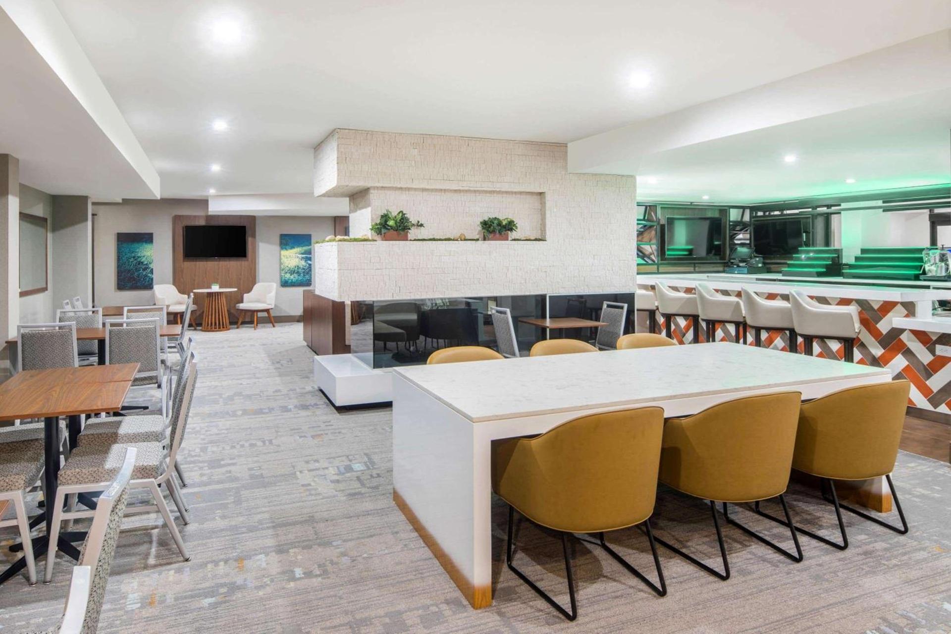 Wyndham Garden Marietta Atlanta North photo 5