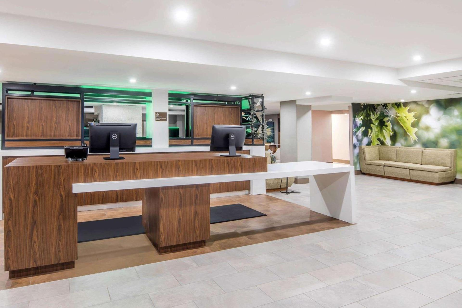 Wyndham Garden Marietta Atlanta North photo 2
