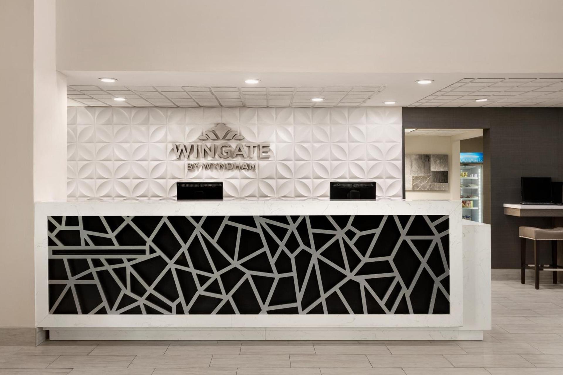 Wingate By Wyndham Montgomery photo 30