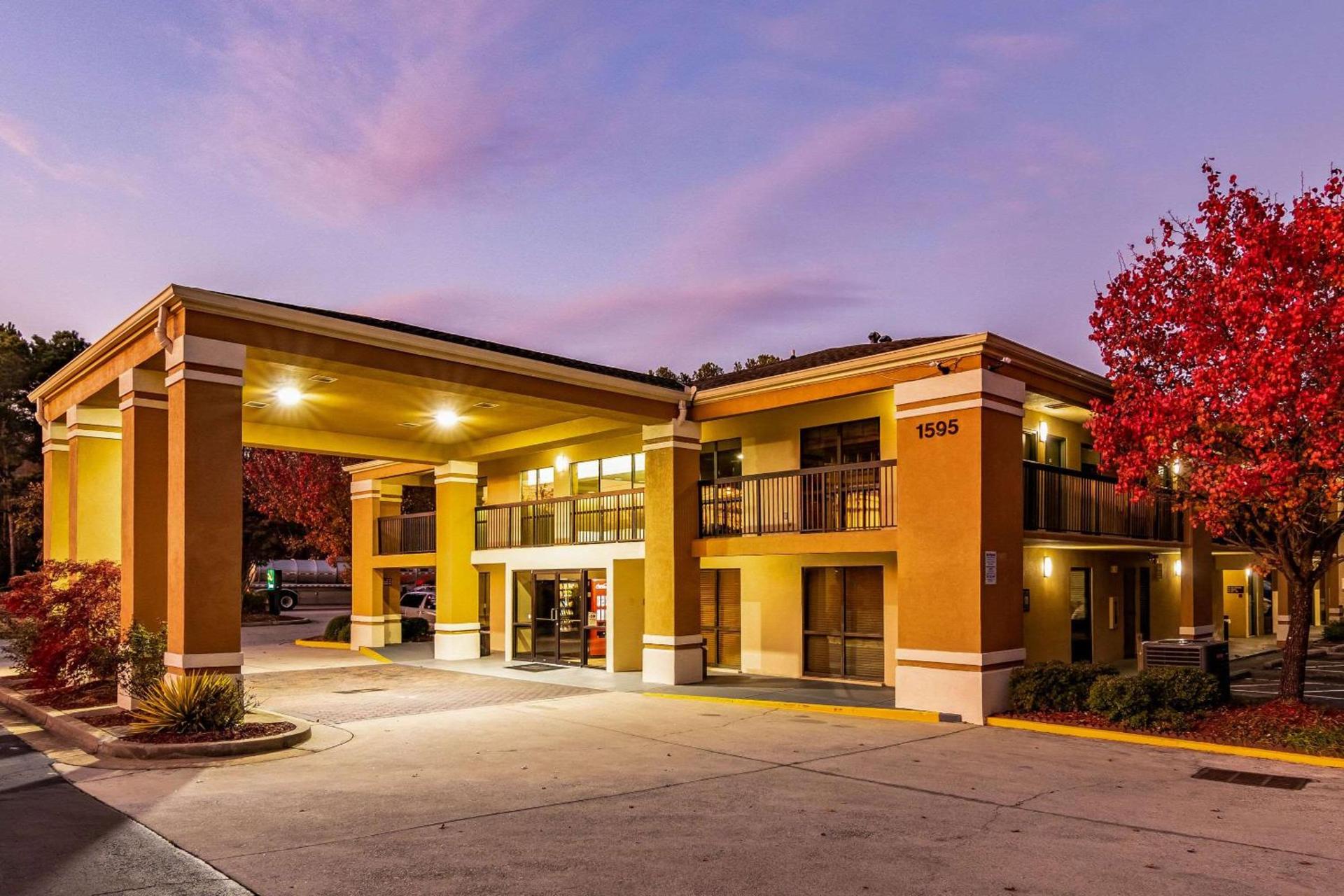 Quality Inn Stone Mountain photo 33
