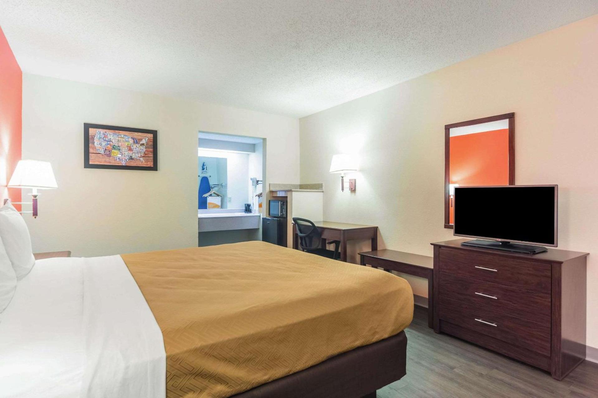 Econo Lodge Laurel photo 17