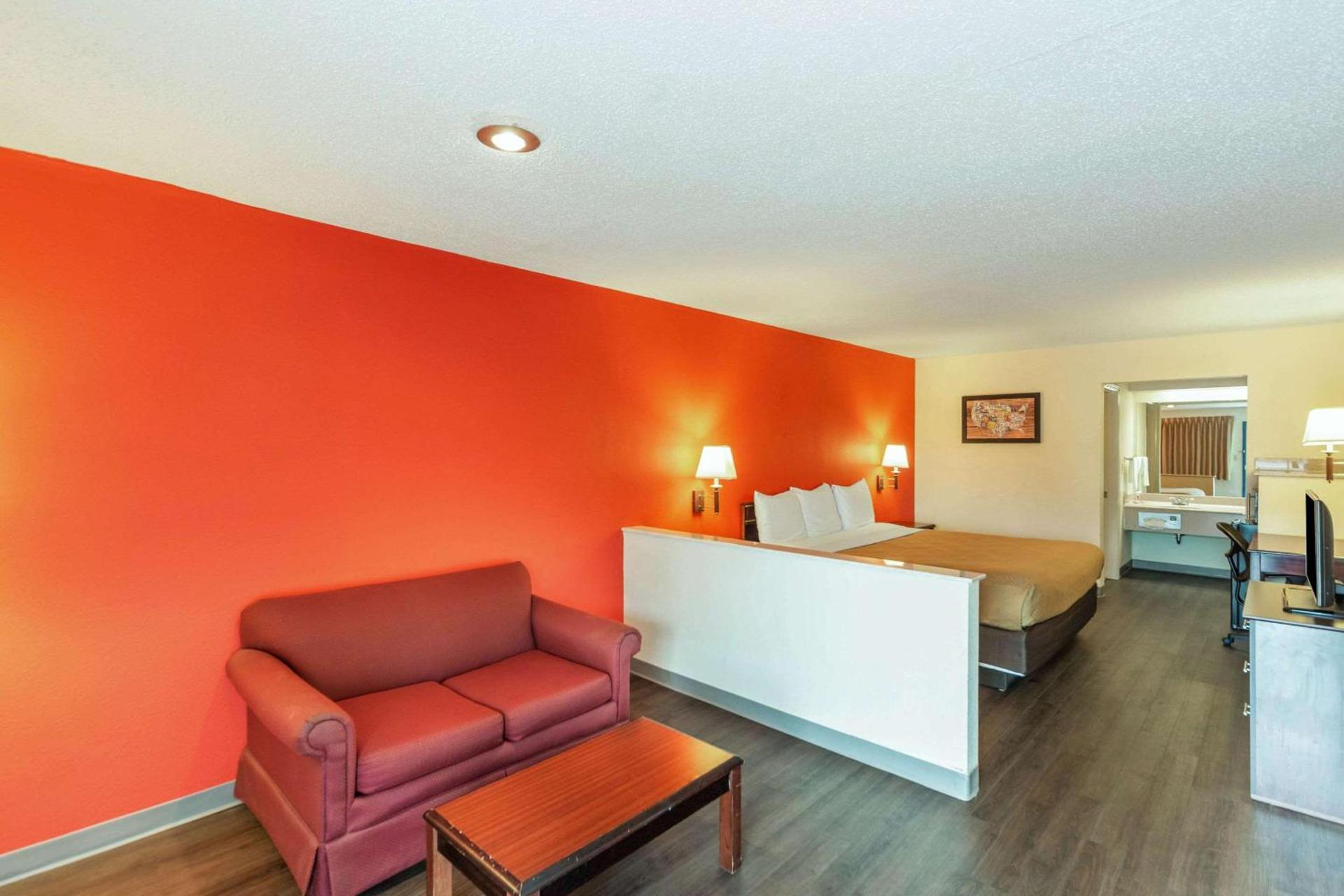 Econo Lodge Laurel photo 14
