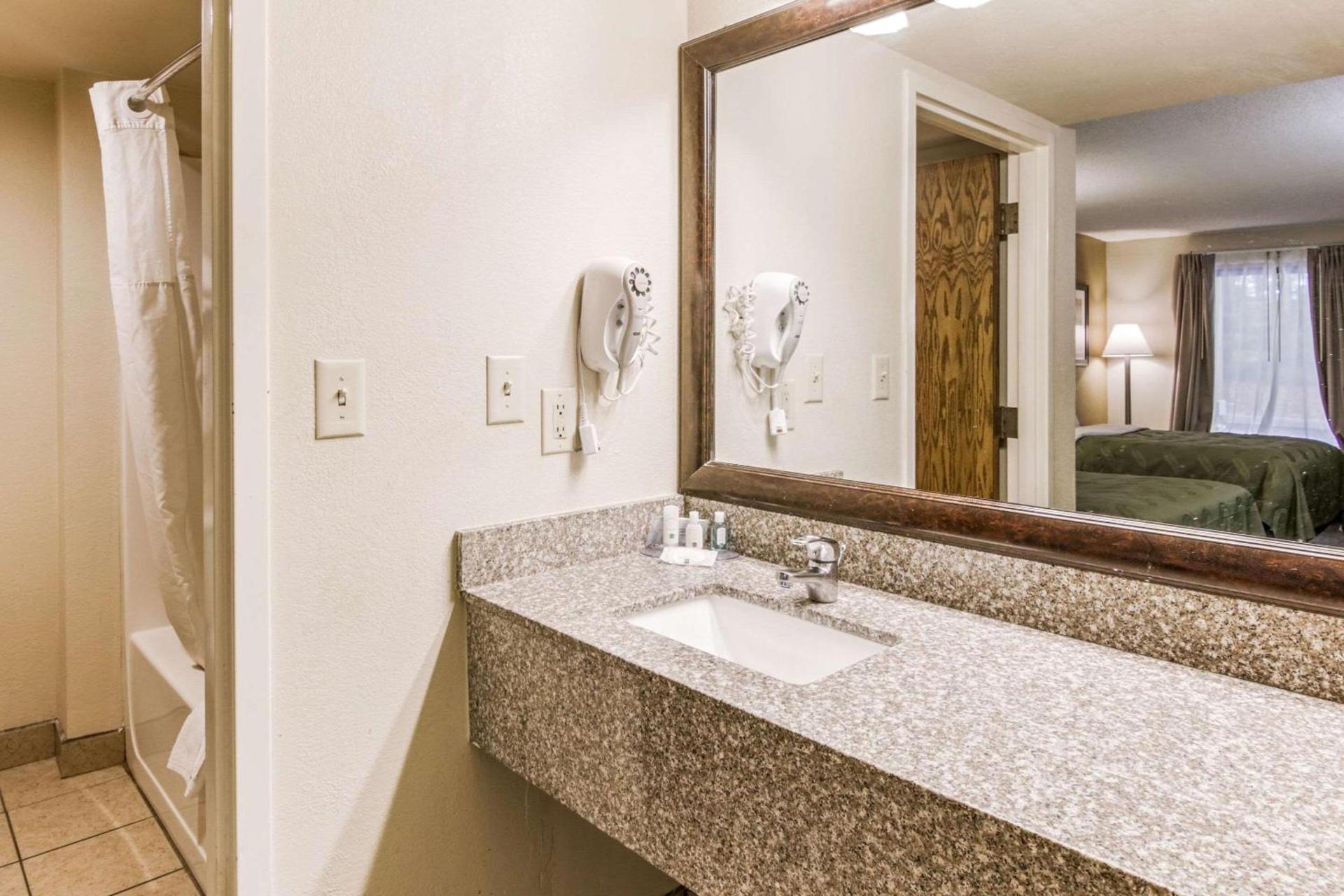 Quality Inn Stone Mountain photo 21