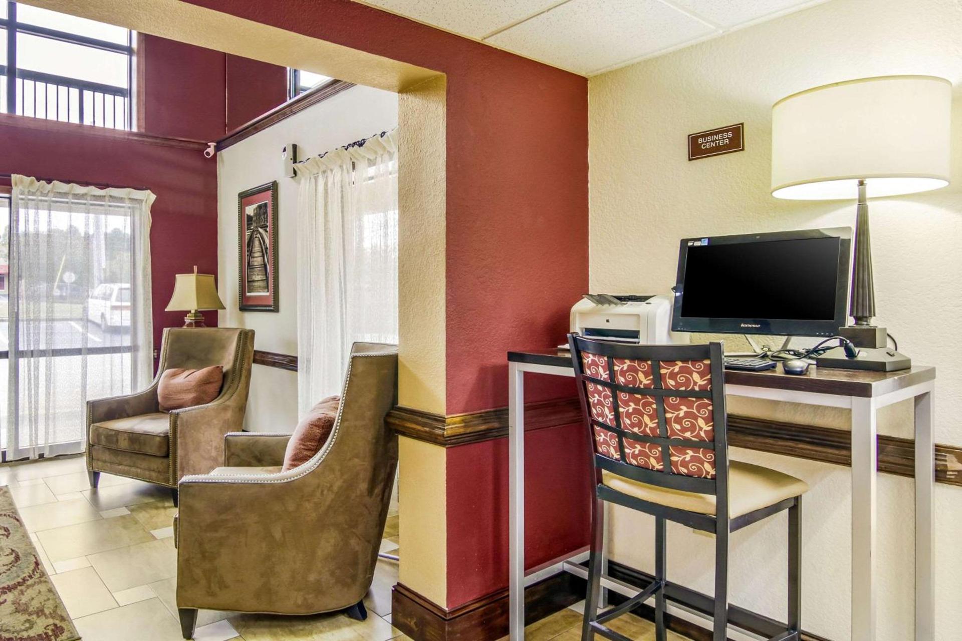 Quality Inn Stone Mountain photo 22