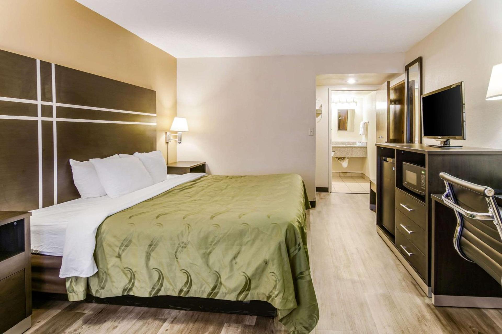 Quality Inn Stone Mountain photo 7