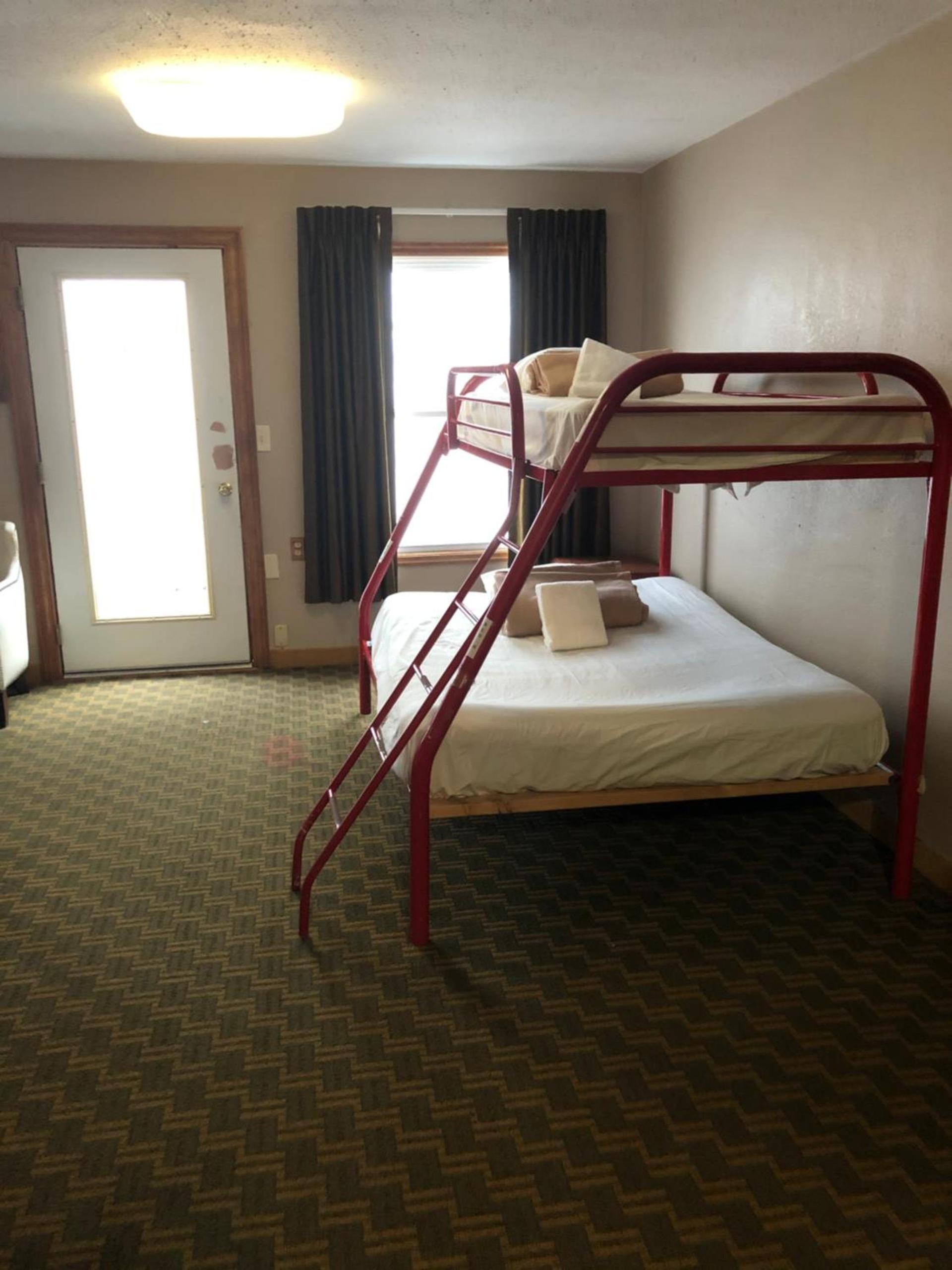 Downtown Value Inn photo 6