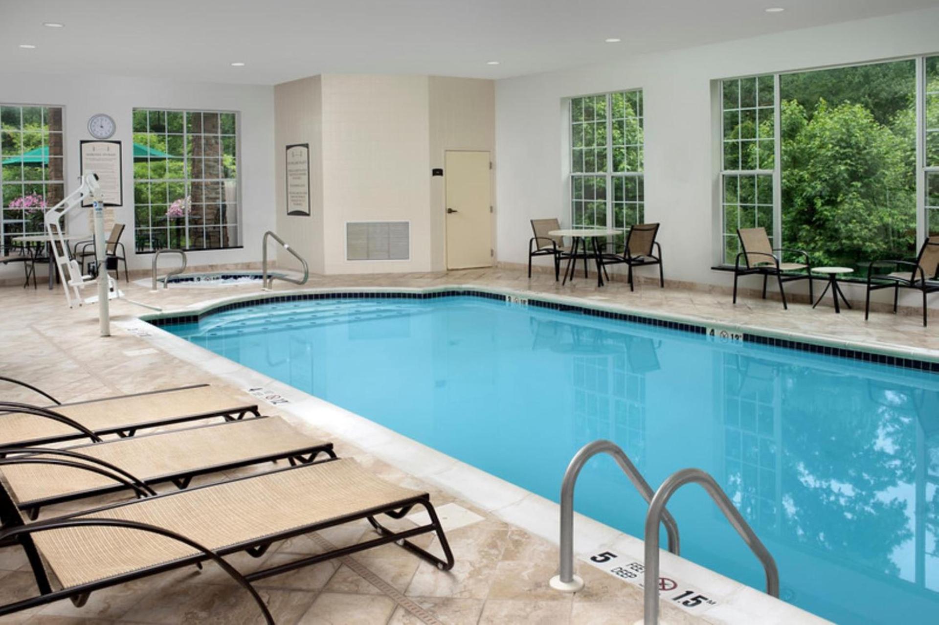 Staybridge Suites North Brunswick by IHG photo 27