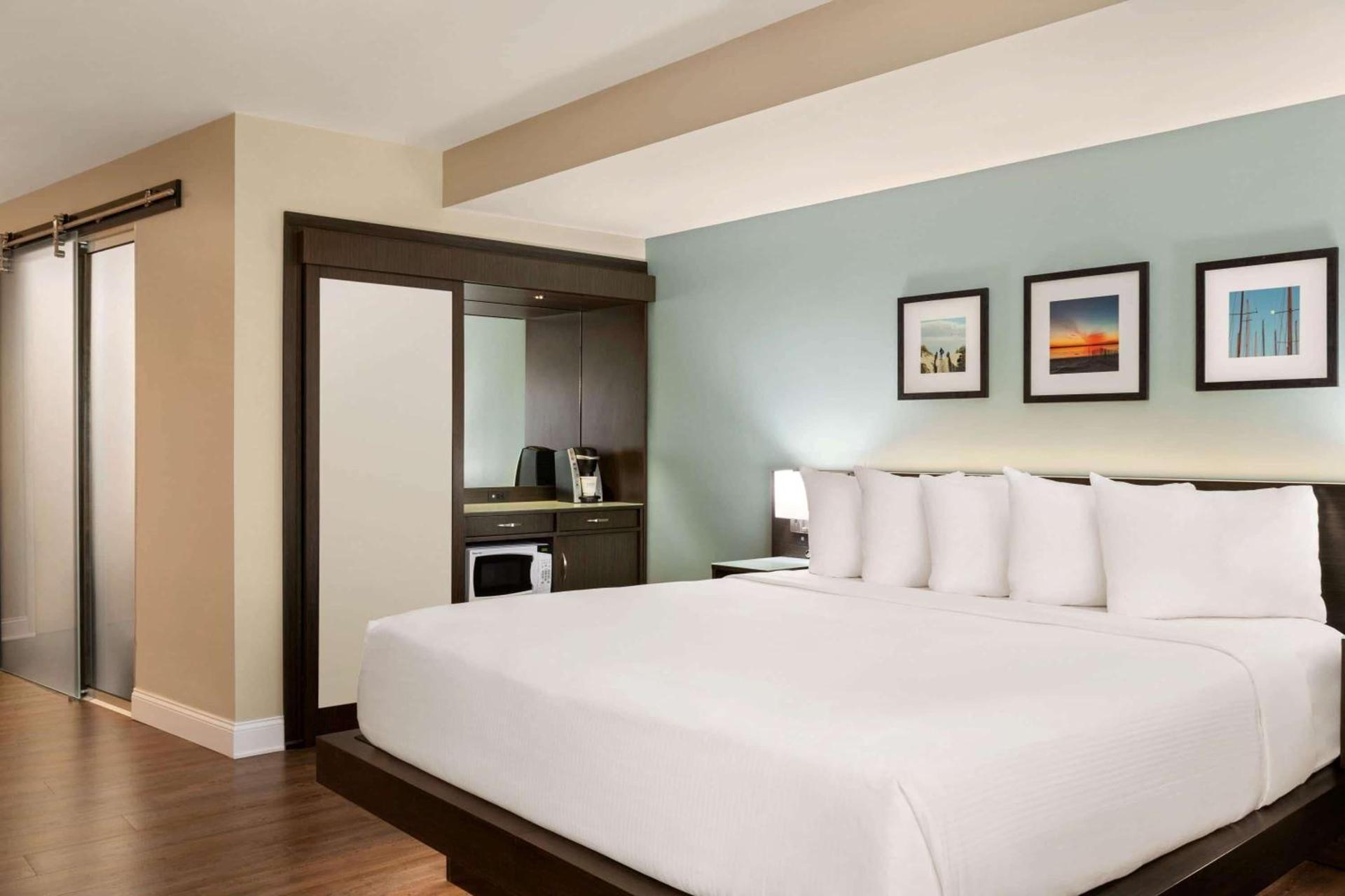 Wyndham Newport Hotel photo 9