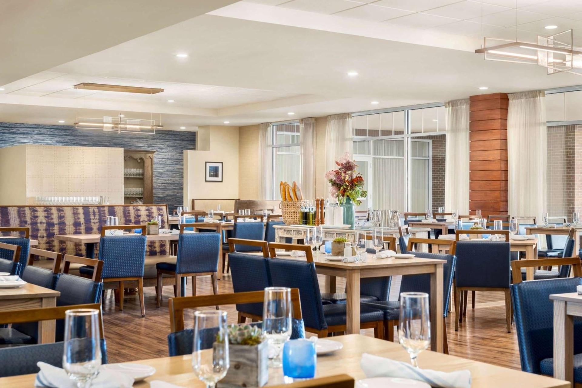 Wyndham Newport Hotel photo 7