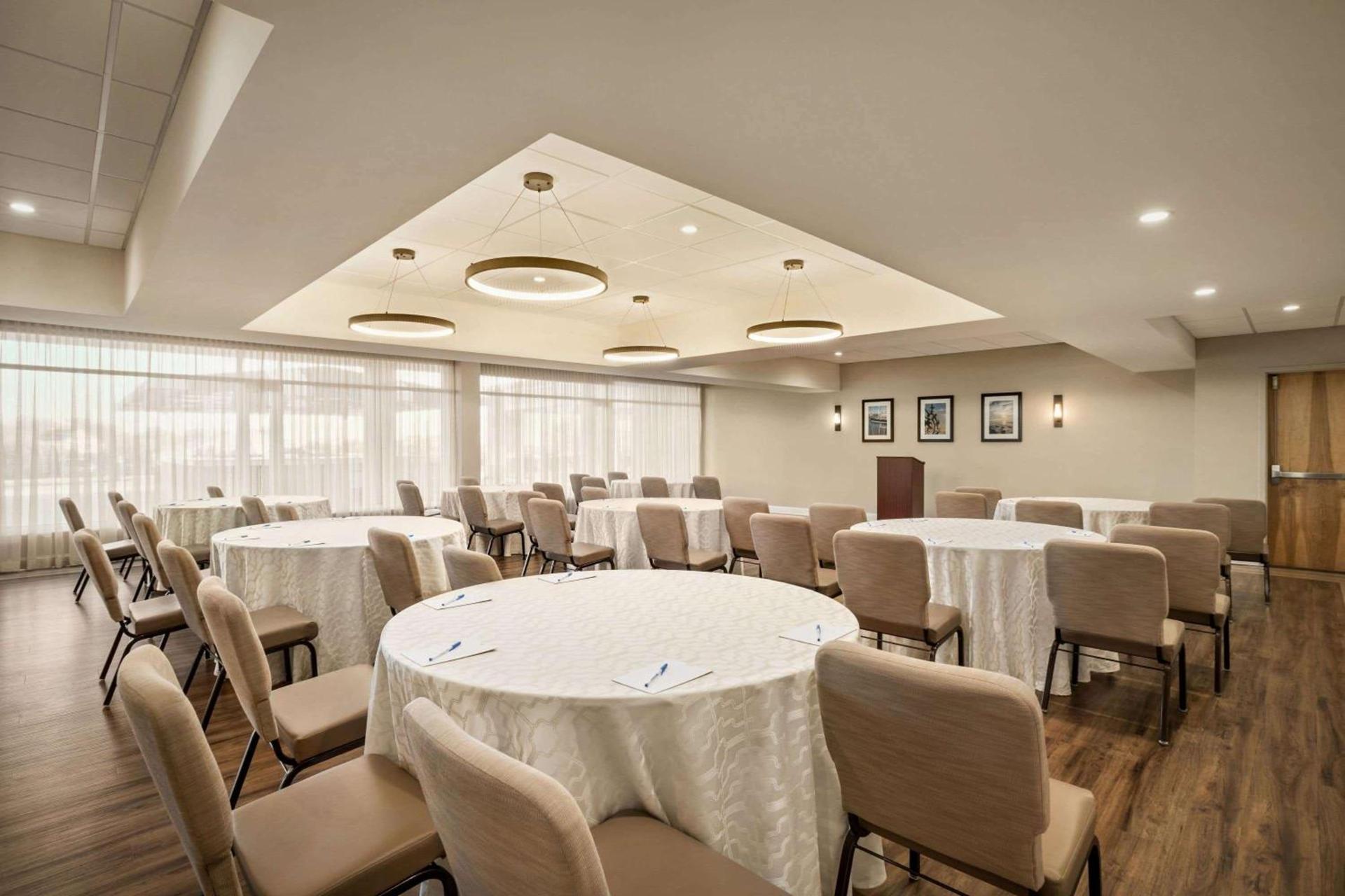 Wyndham Newport Hotel photo 18