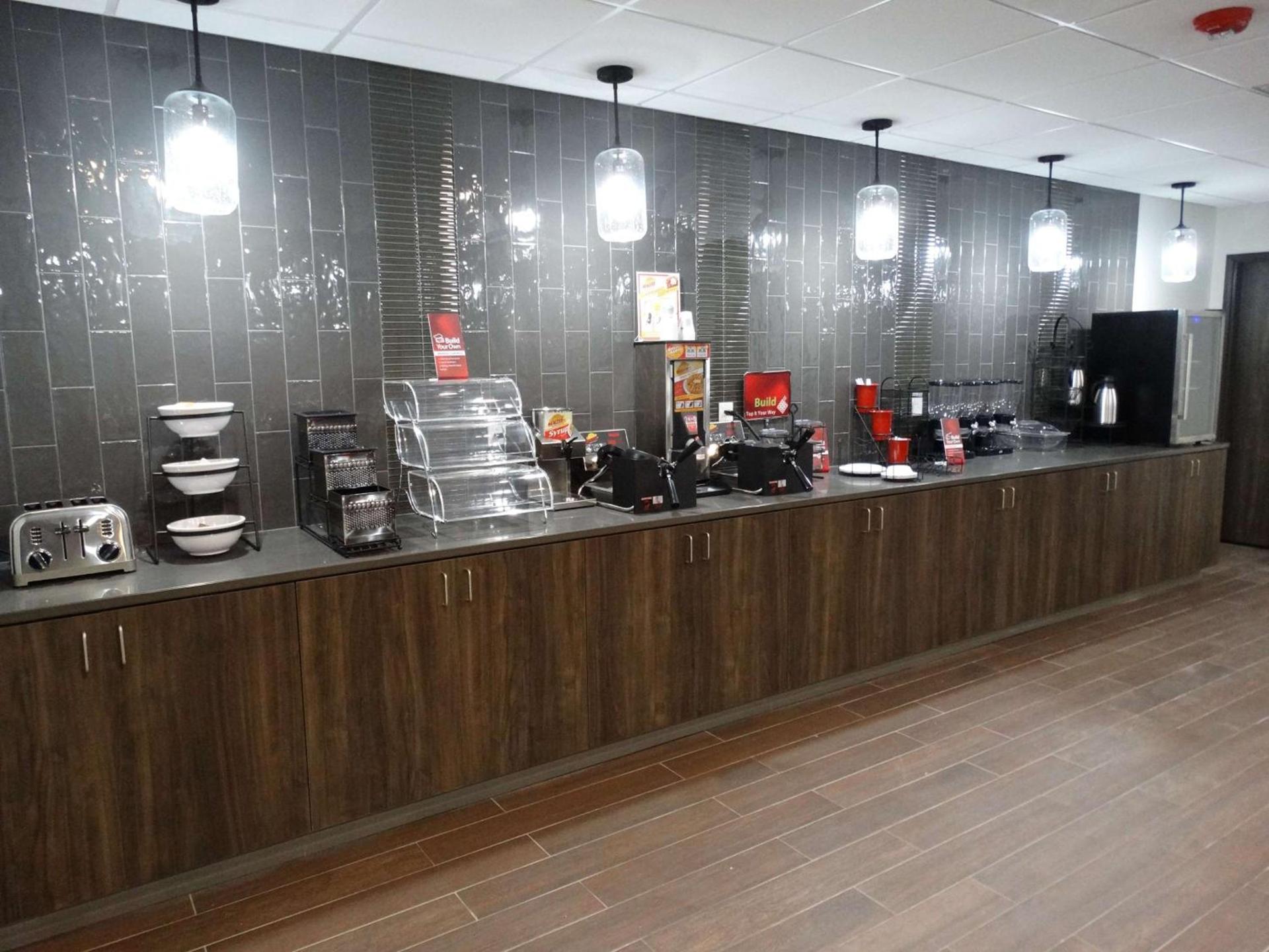 Best Western Plus Wayland Hotel photo 5
