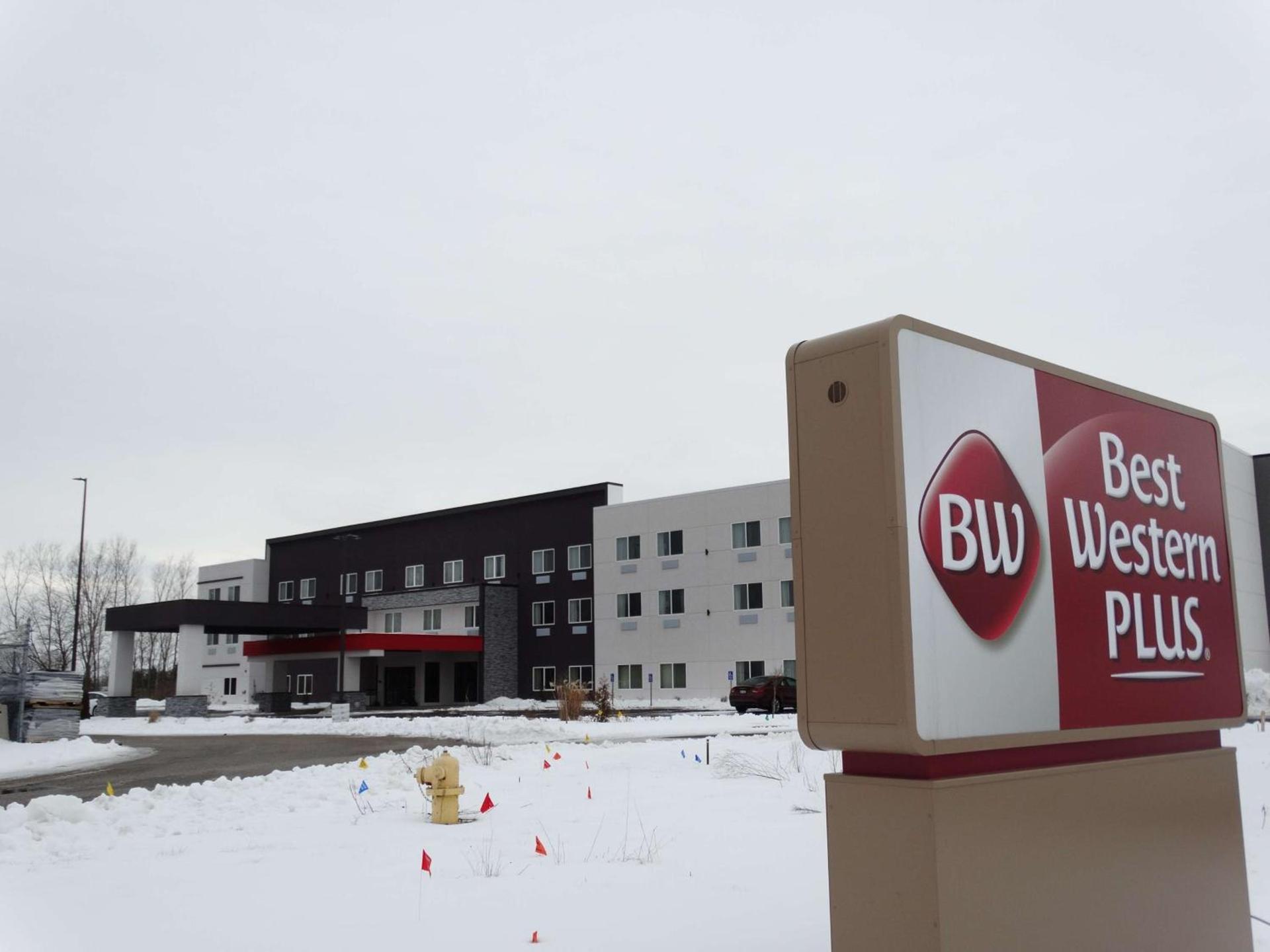 Best Western Plus Wayland Hotel photo 1