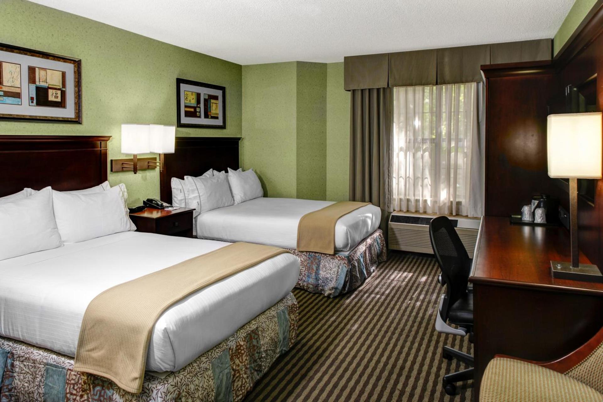 Holiday Inn Express Hotel & Suites Atlanta Buckhead by IHG photo 19