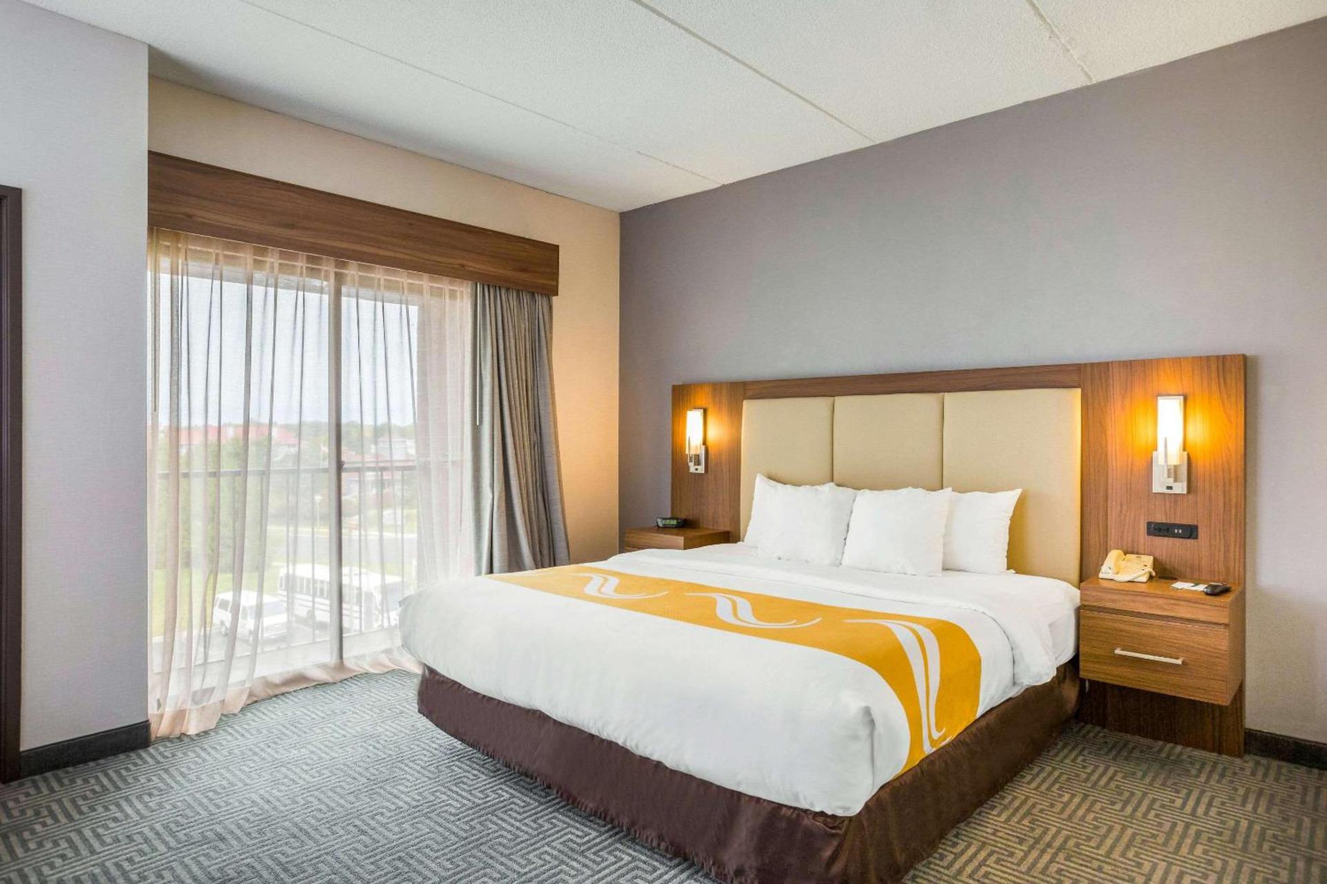 Quality Suites Lansing West photo 21