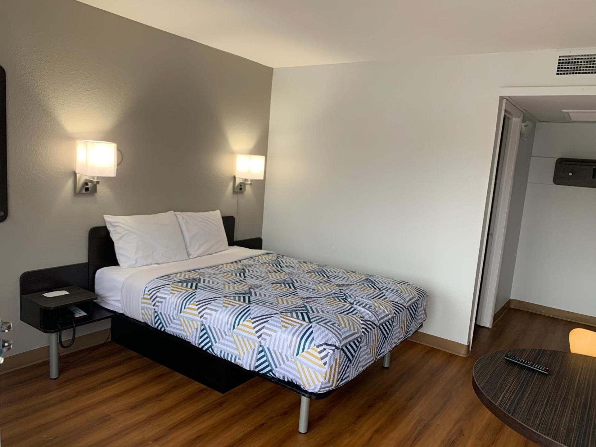 Motel 6-Dayton, OH photo 10