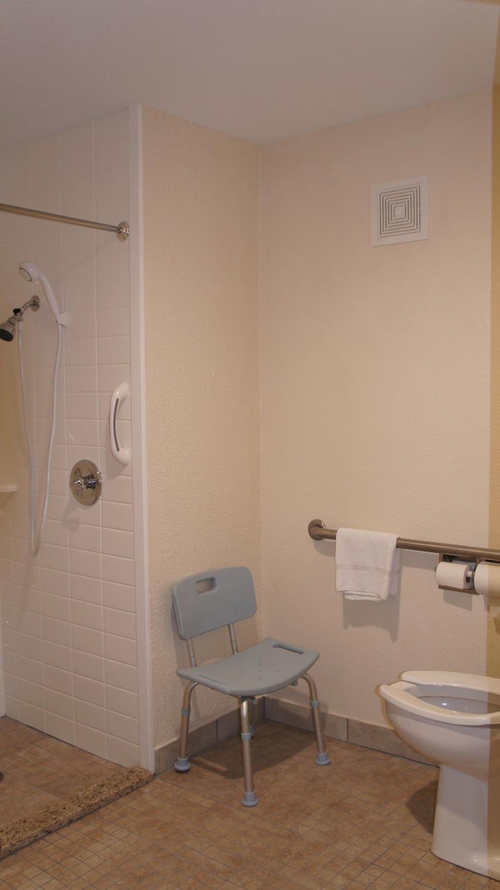 Baymont by Wyndham Chicago/Alsip photo 17