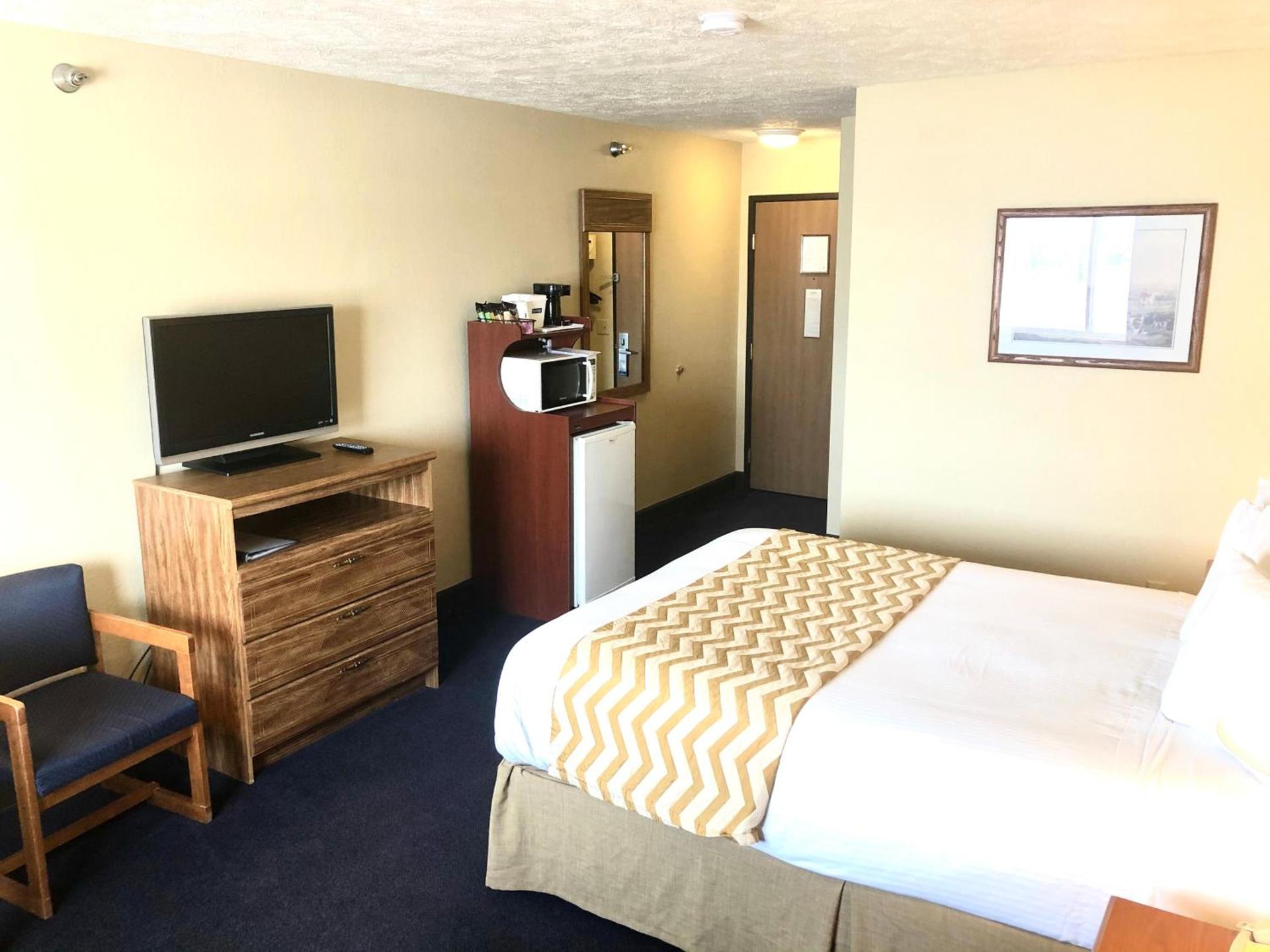 Travelodge by Wyndham Grand Island photo 2