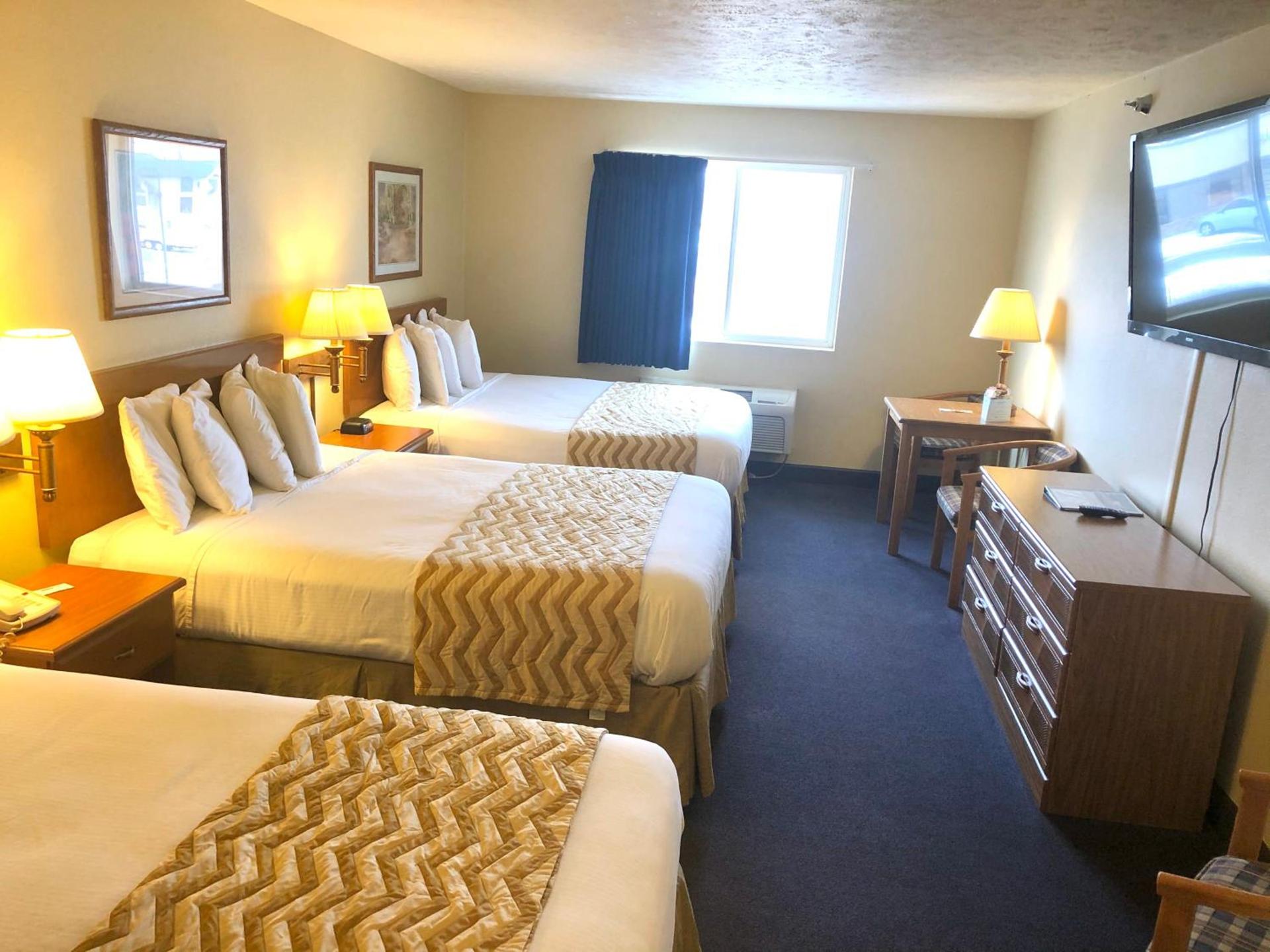 Travelodge by Wyndham Grand Island photo 20