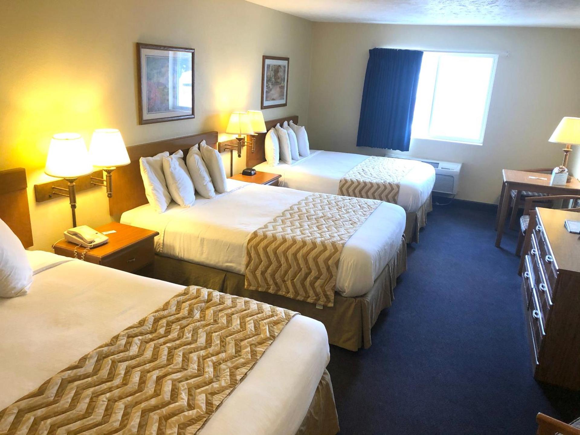Travelodge by Wyndham Grand Island photo 22
