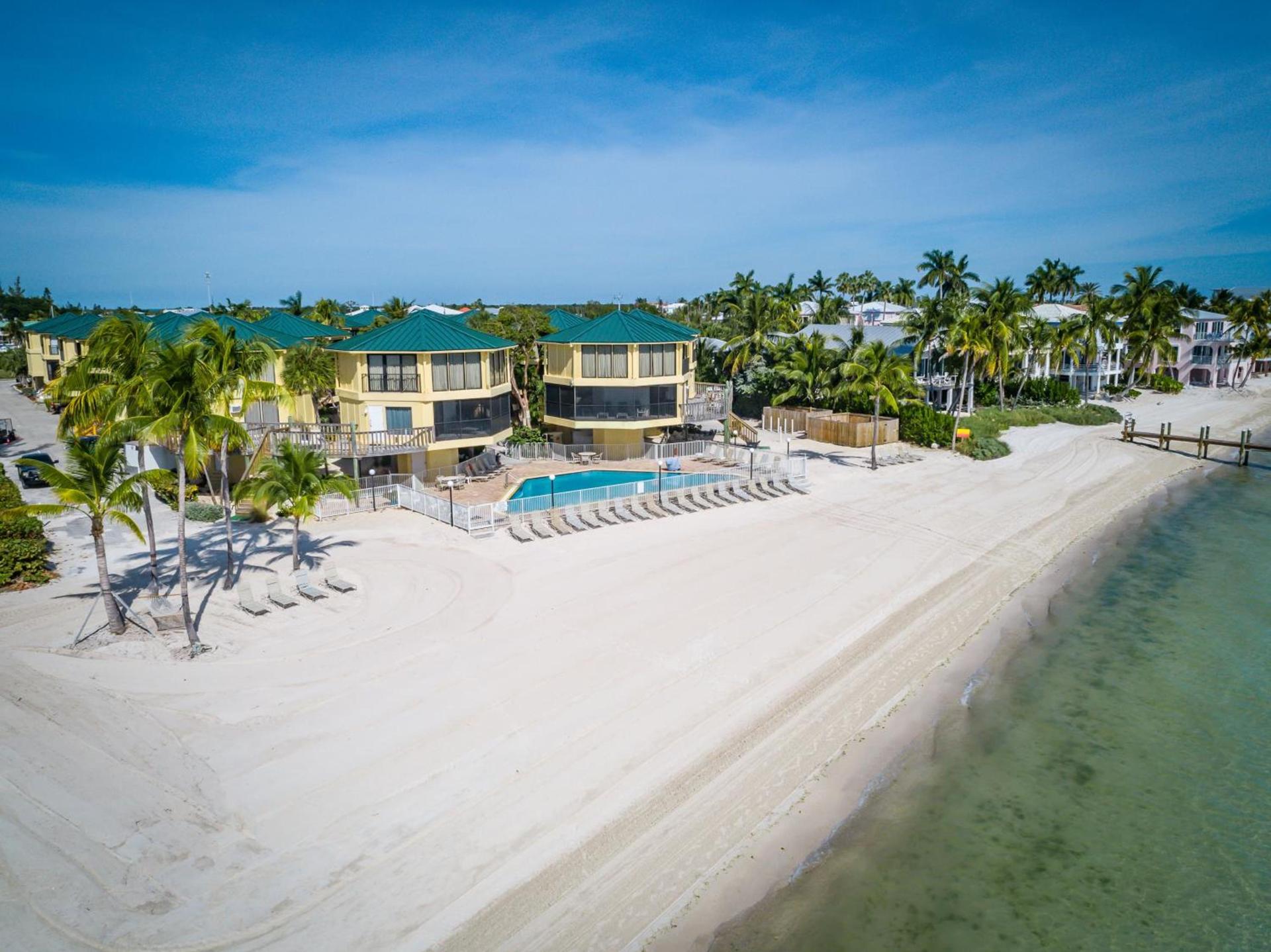 Coco Plum Beach & Tennis Club & Marina photo 8