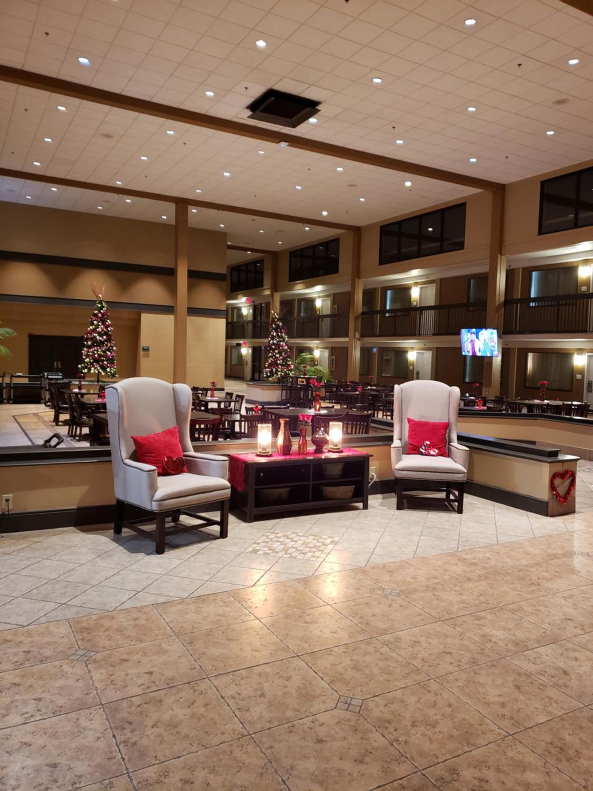 Ramada by Wyndham North Platte photo 10