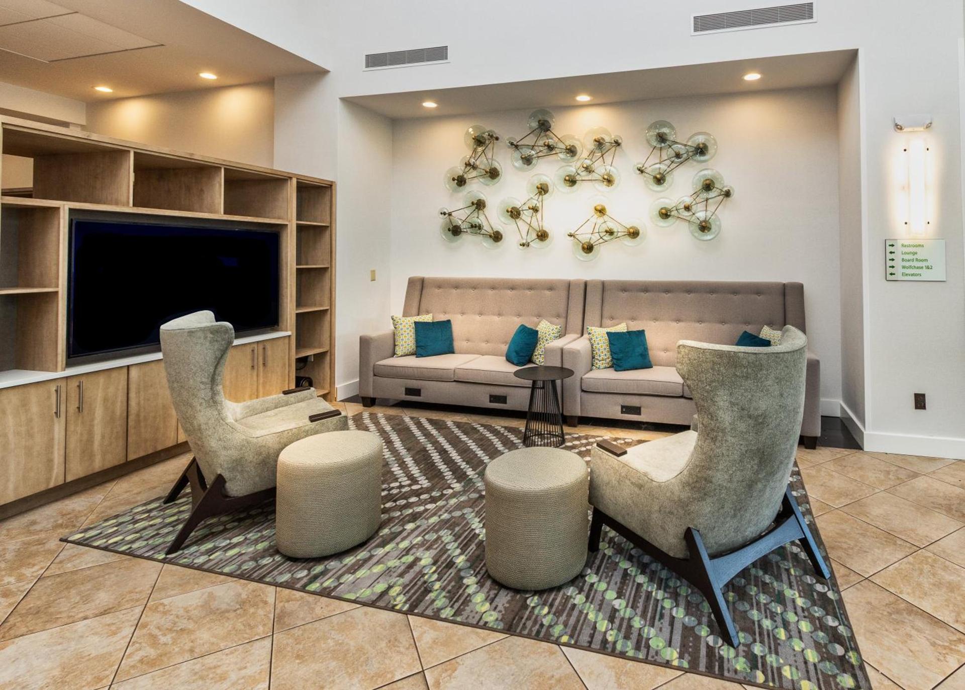Holiday Inn & Suites Memphis - Wolfchase Galleria by IHG photo 12
