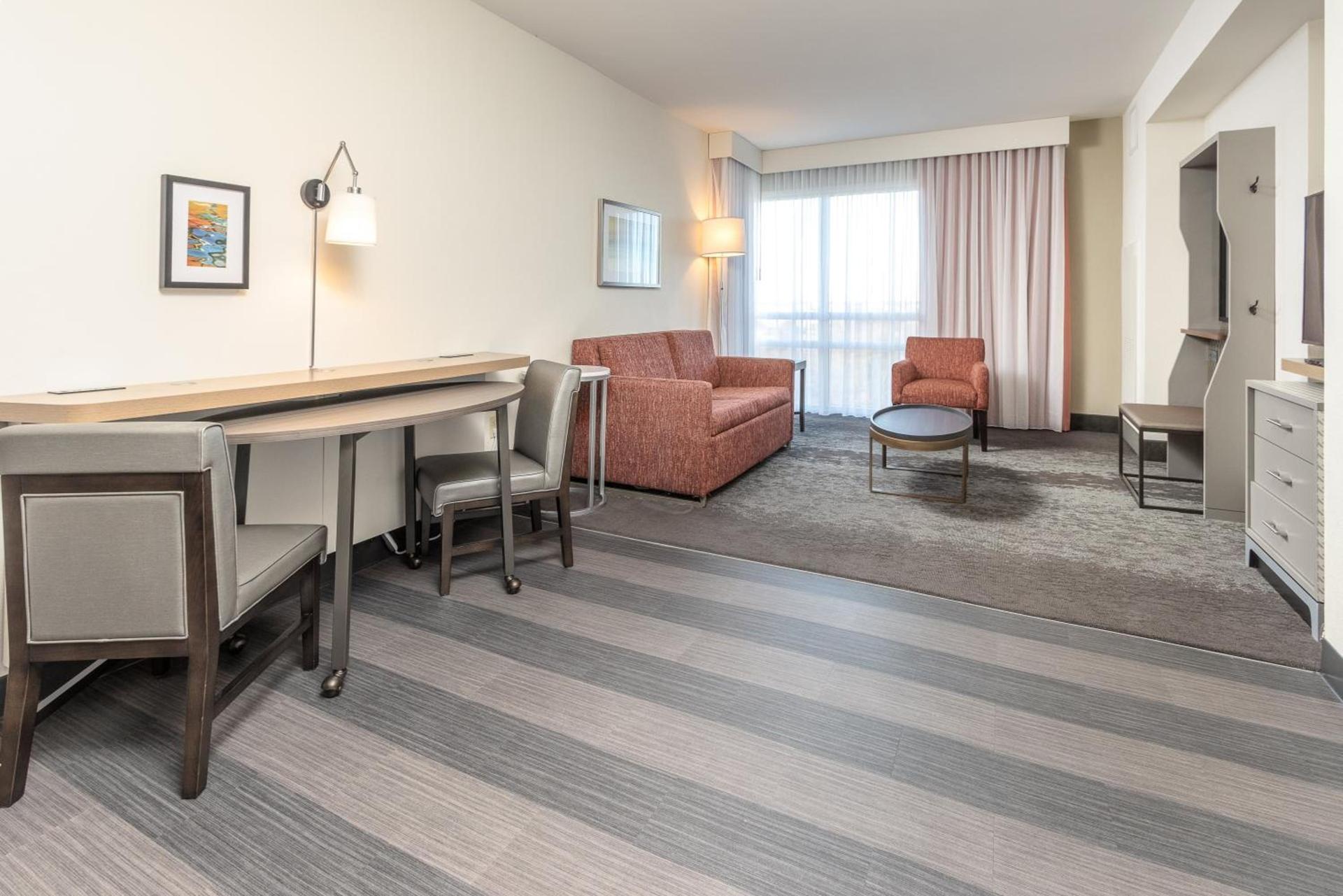 Holiday Inn & Suites Memphis - Wolfchase Galleria by IHG photo 26