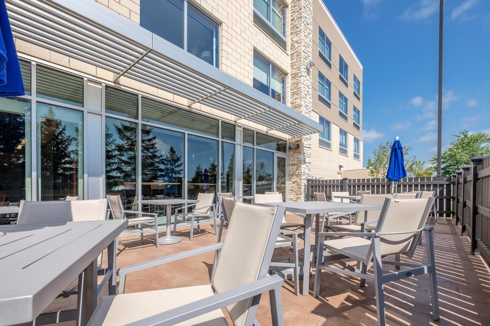 Holiday Inn Express & Suites Eagan - Minneapolis Area by IHG photo 17