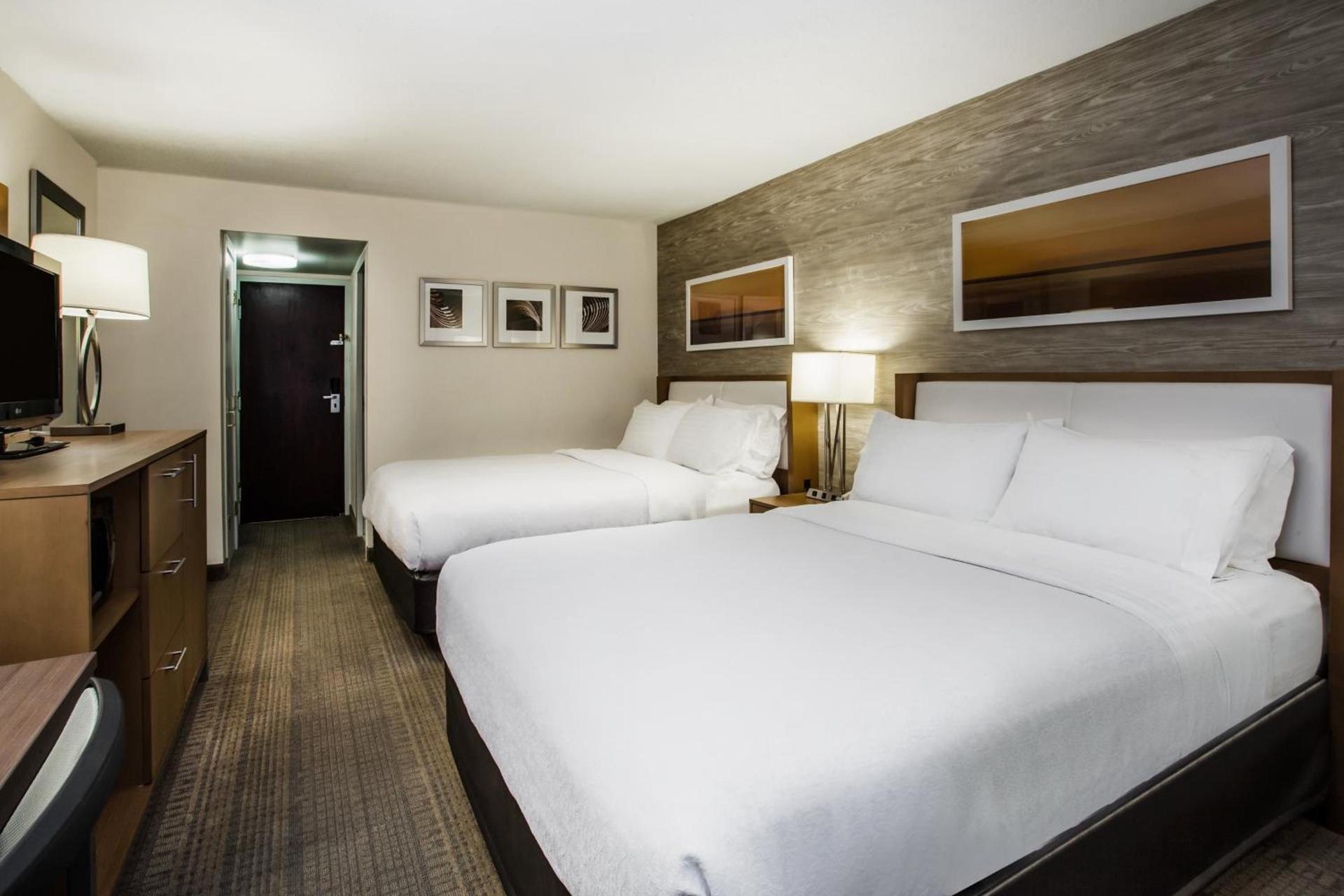 Holiday Inn Saratoga Springs by IHG photo 42