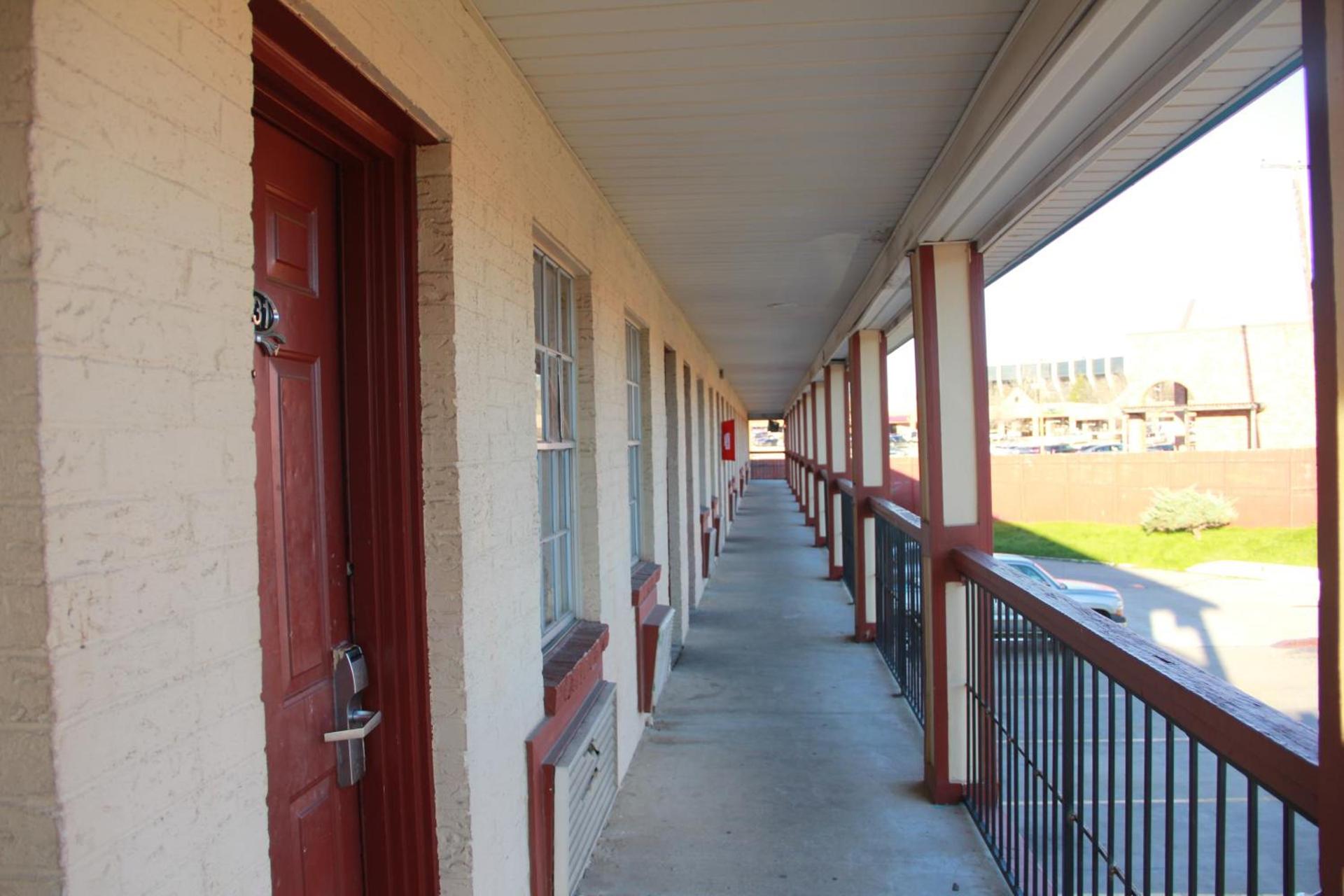 Sherman Inn photo 42