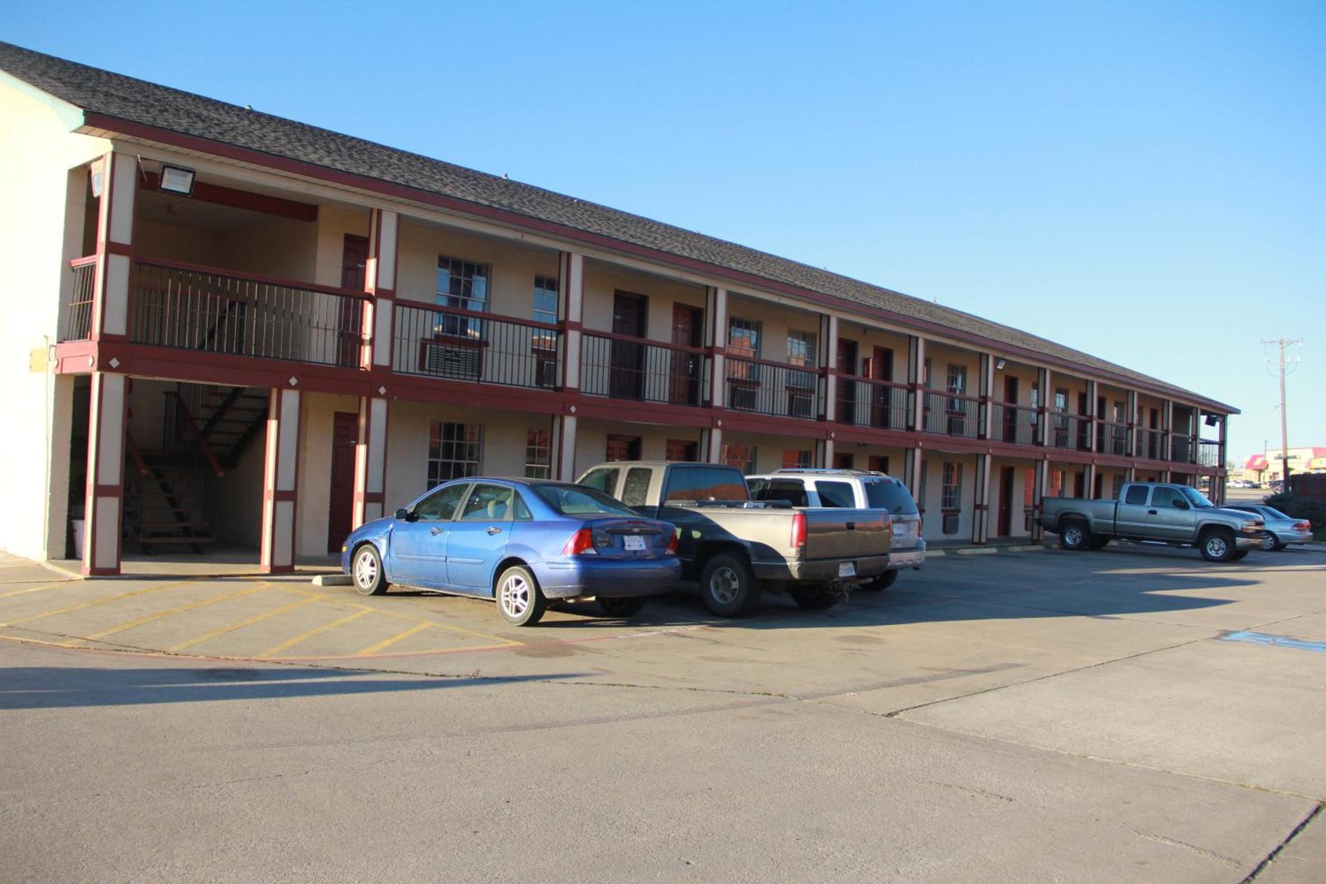 Sherman Inn photo 35