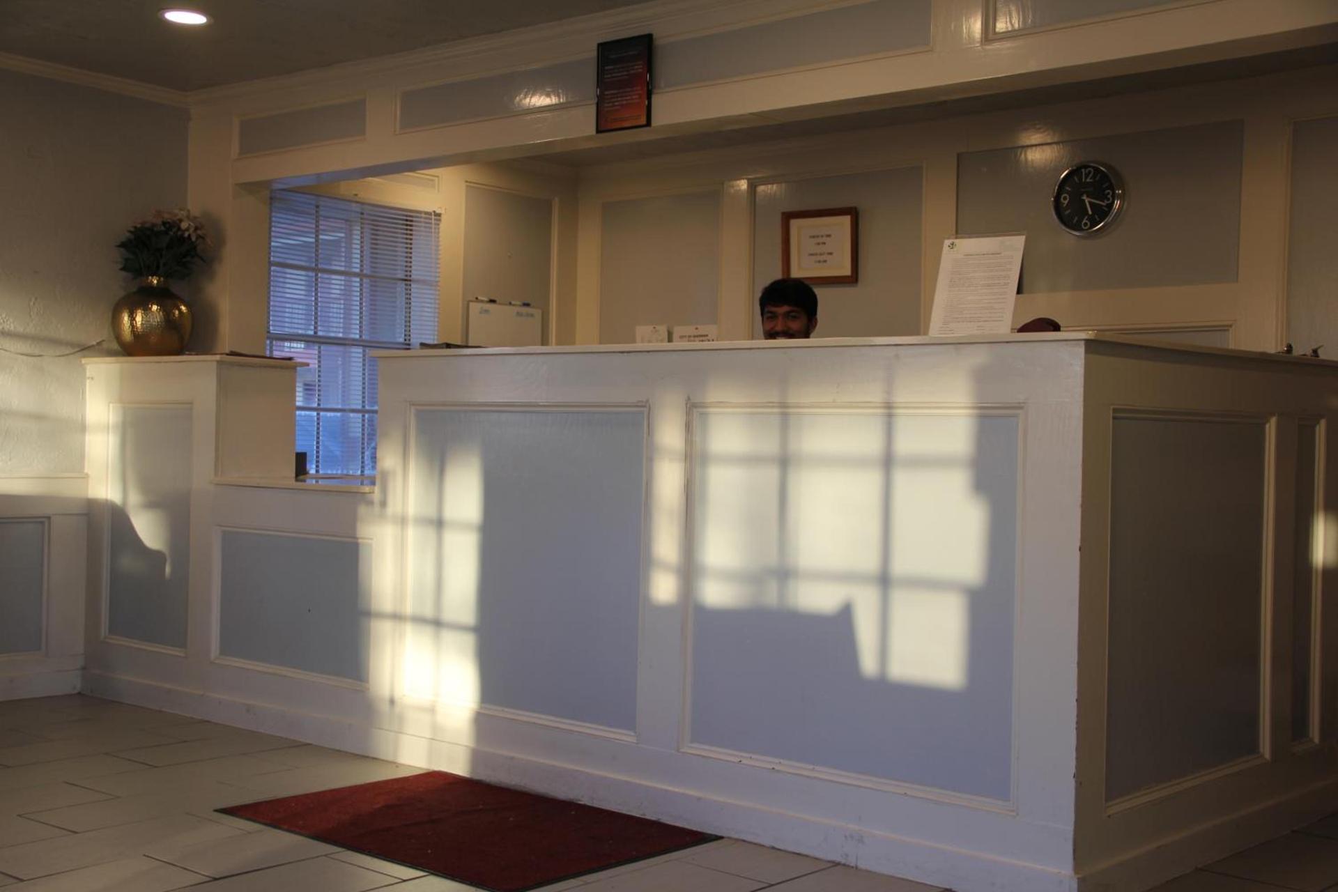 Sherman Inn photo 20
