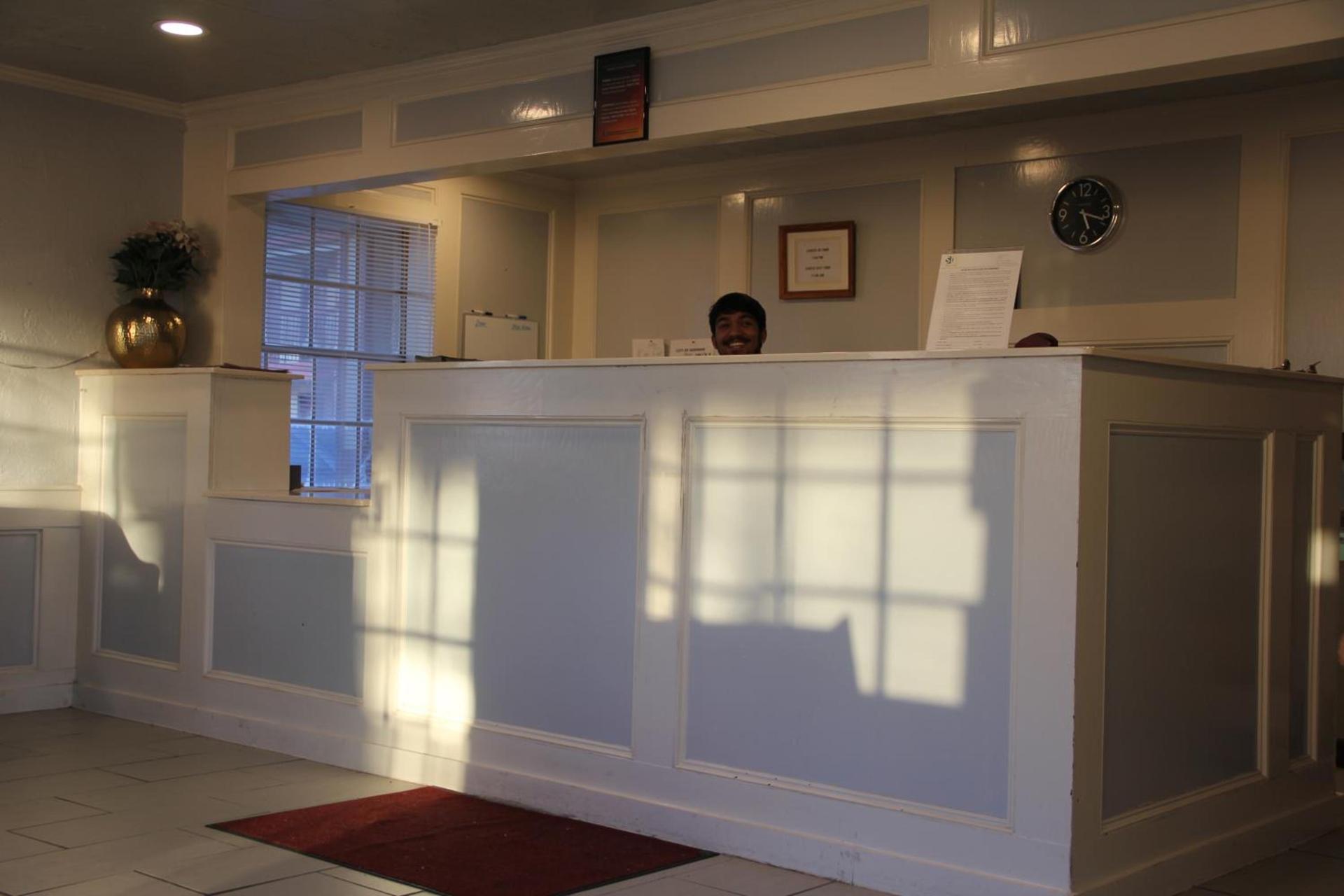 Sherman Inn photo 19