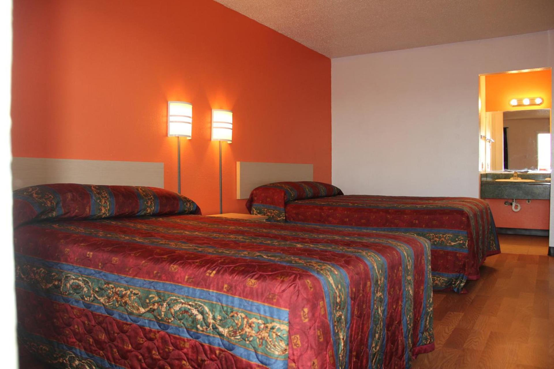 Sherman Inn photo 75
