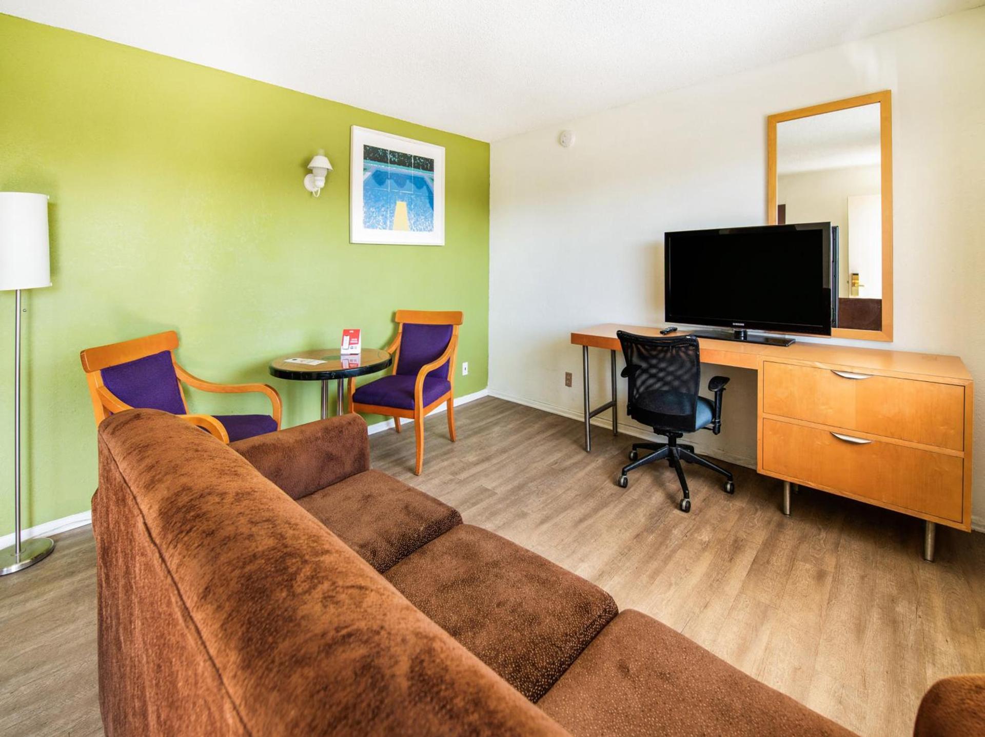 Hotel Ridgecrest An Extended Stay Studio photo 19