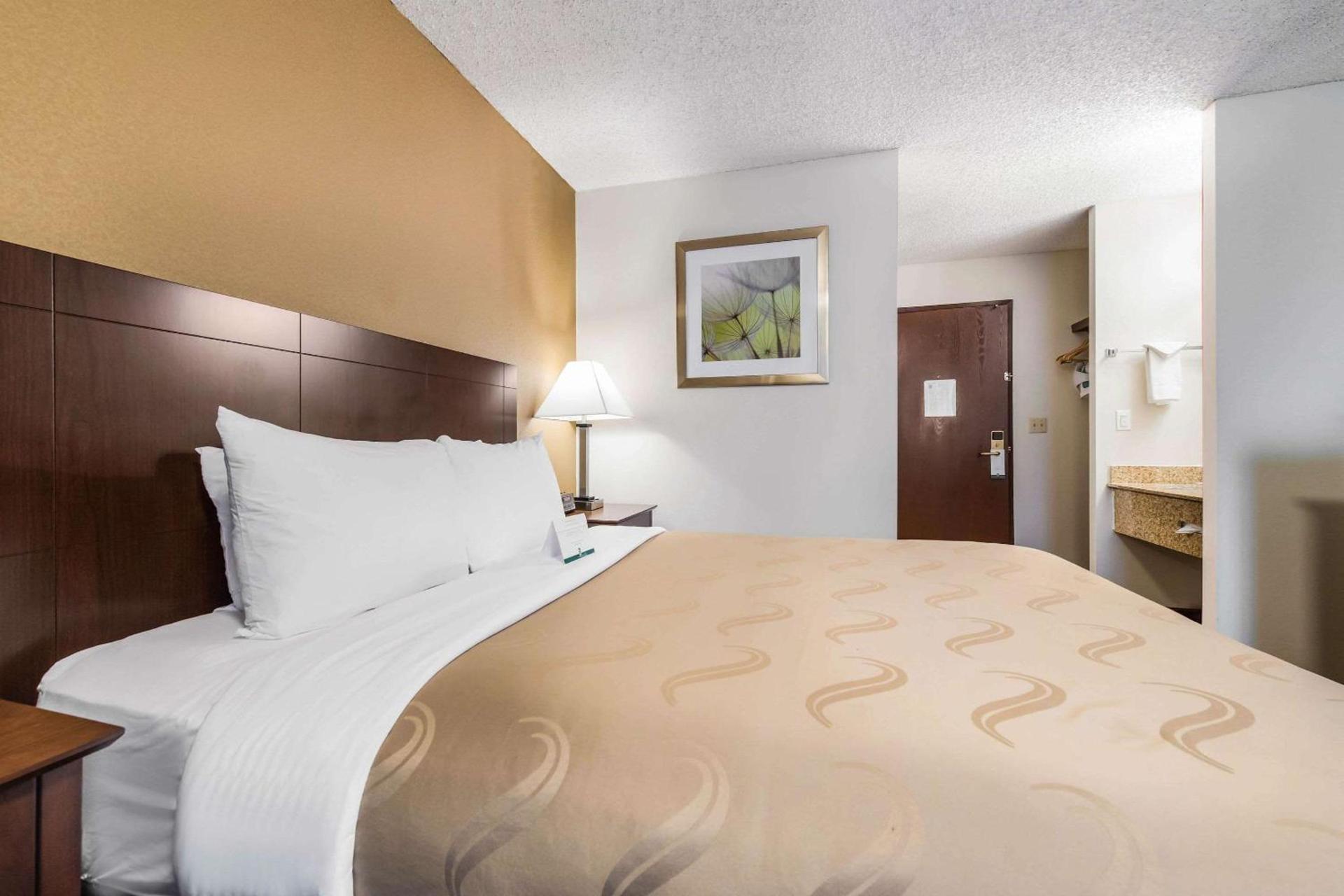 Quality Inn & Suites Lacey Olympia photo 11
