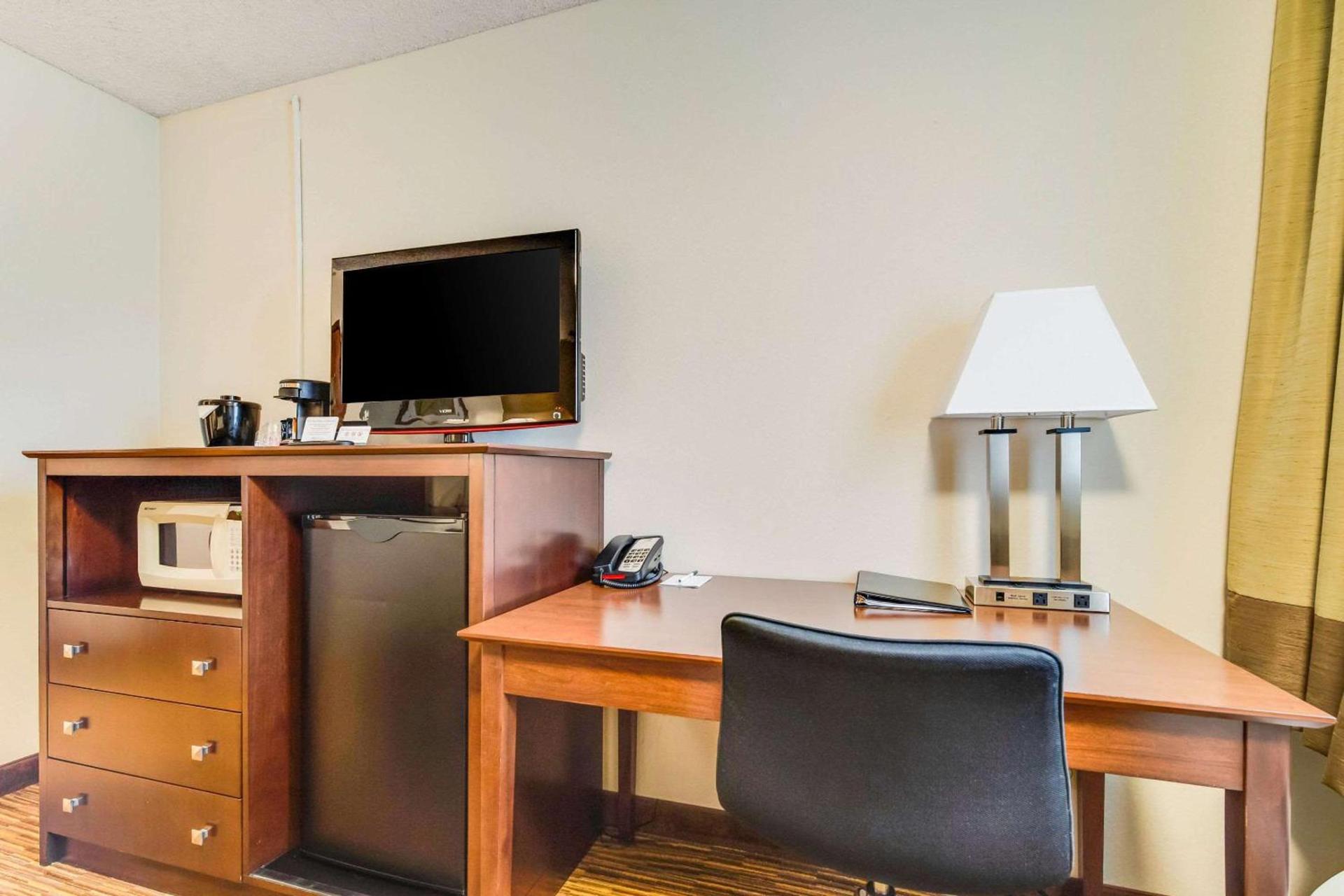 Quality Inn & Suites Lacey Olympia photo 12