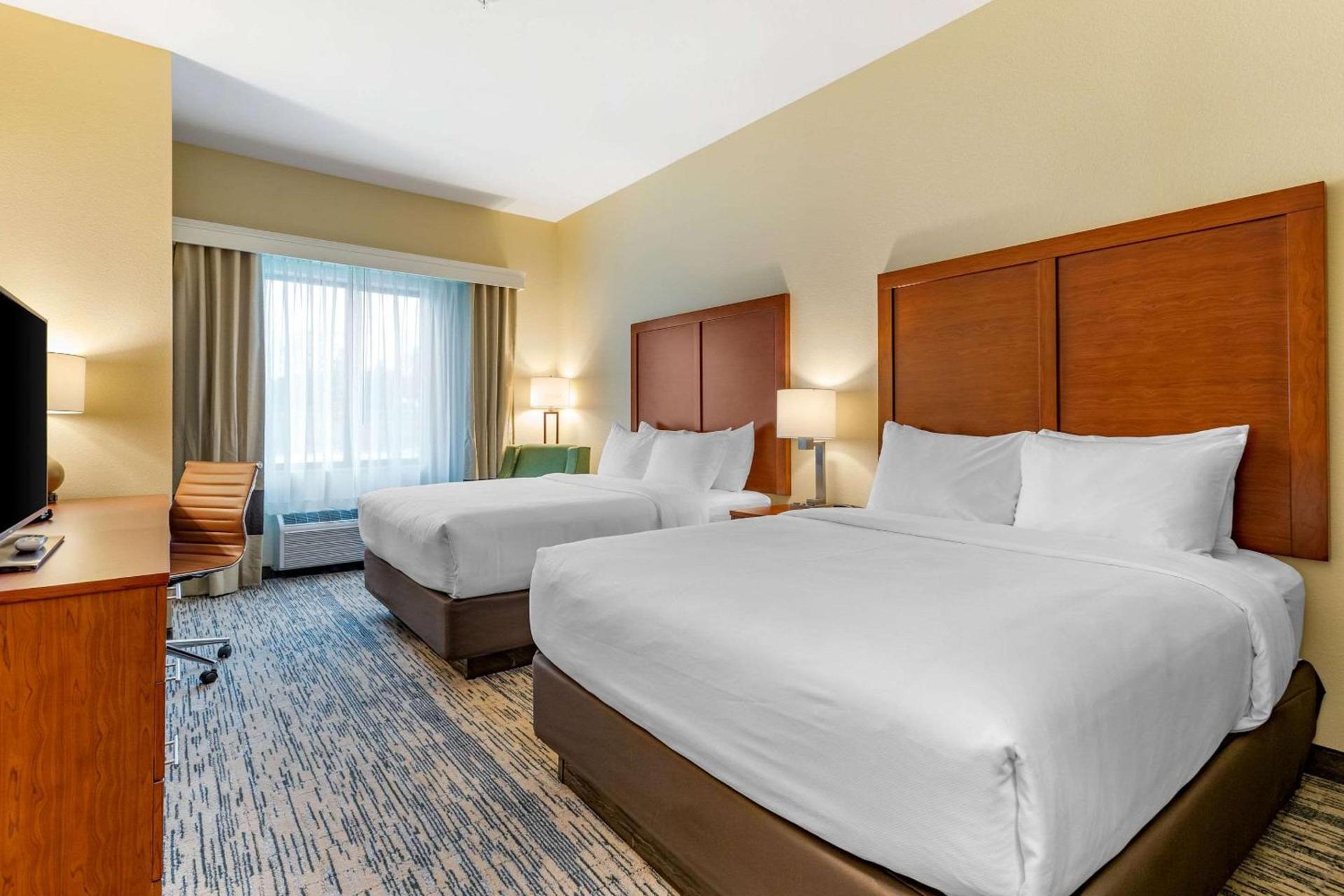 Comfort Inn & Suites West Des Moines photo 10