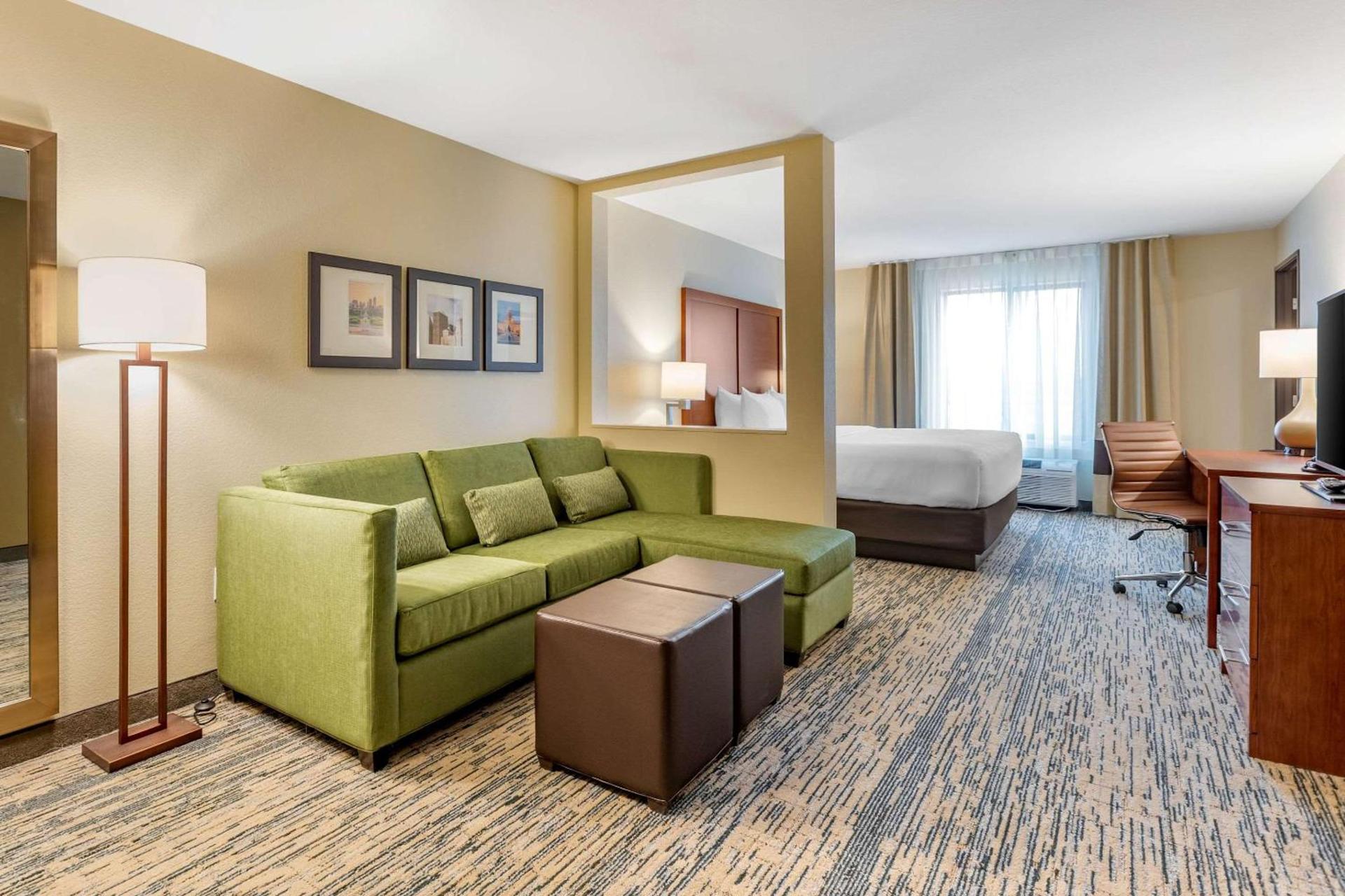 Comfort Inn & Suites West Des Moines photo 15