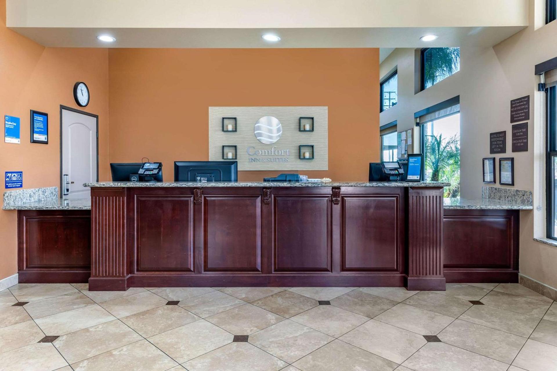 Comfort Inn & Suites San Bernardino photo 5