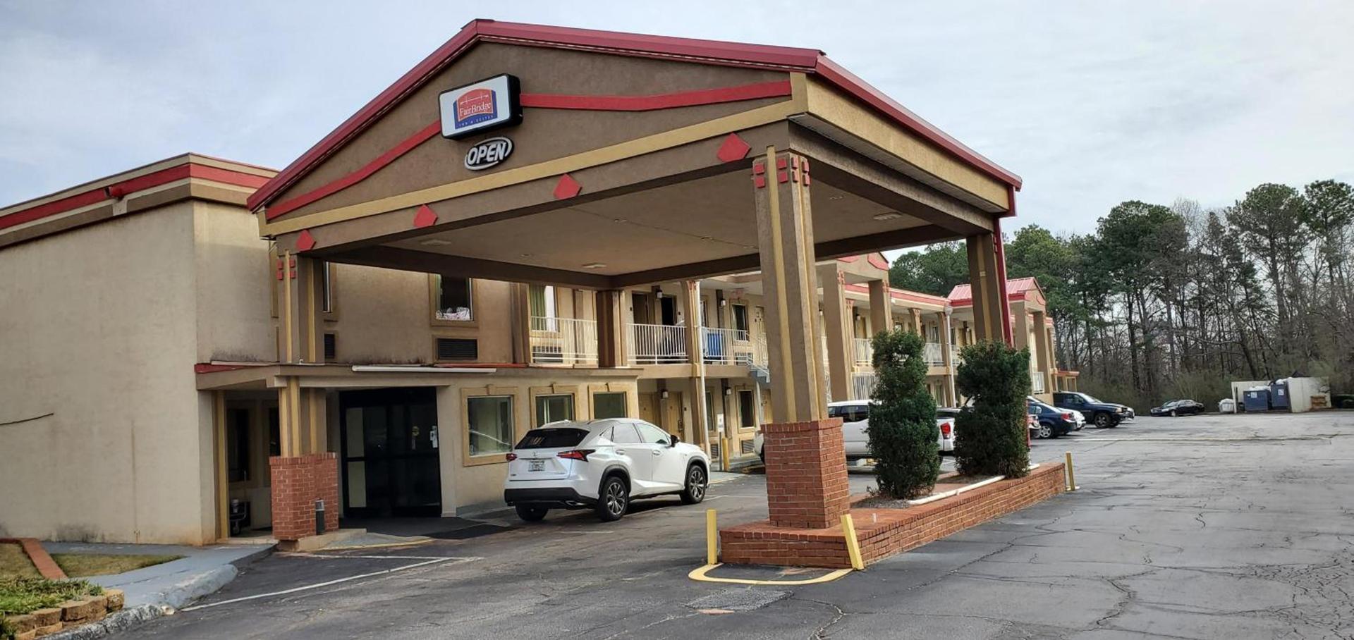 FairBridge Inn & Suites photo 1