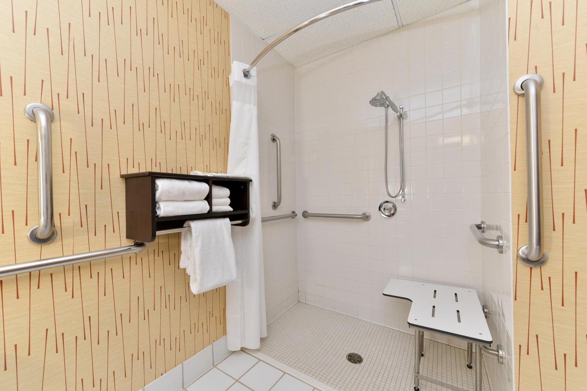 Holiday Inn Express St. Paul South - Inver Grove Heights by IHG photo 25
