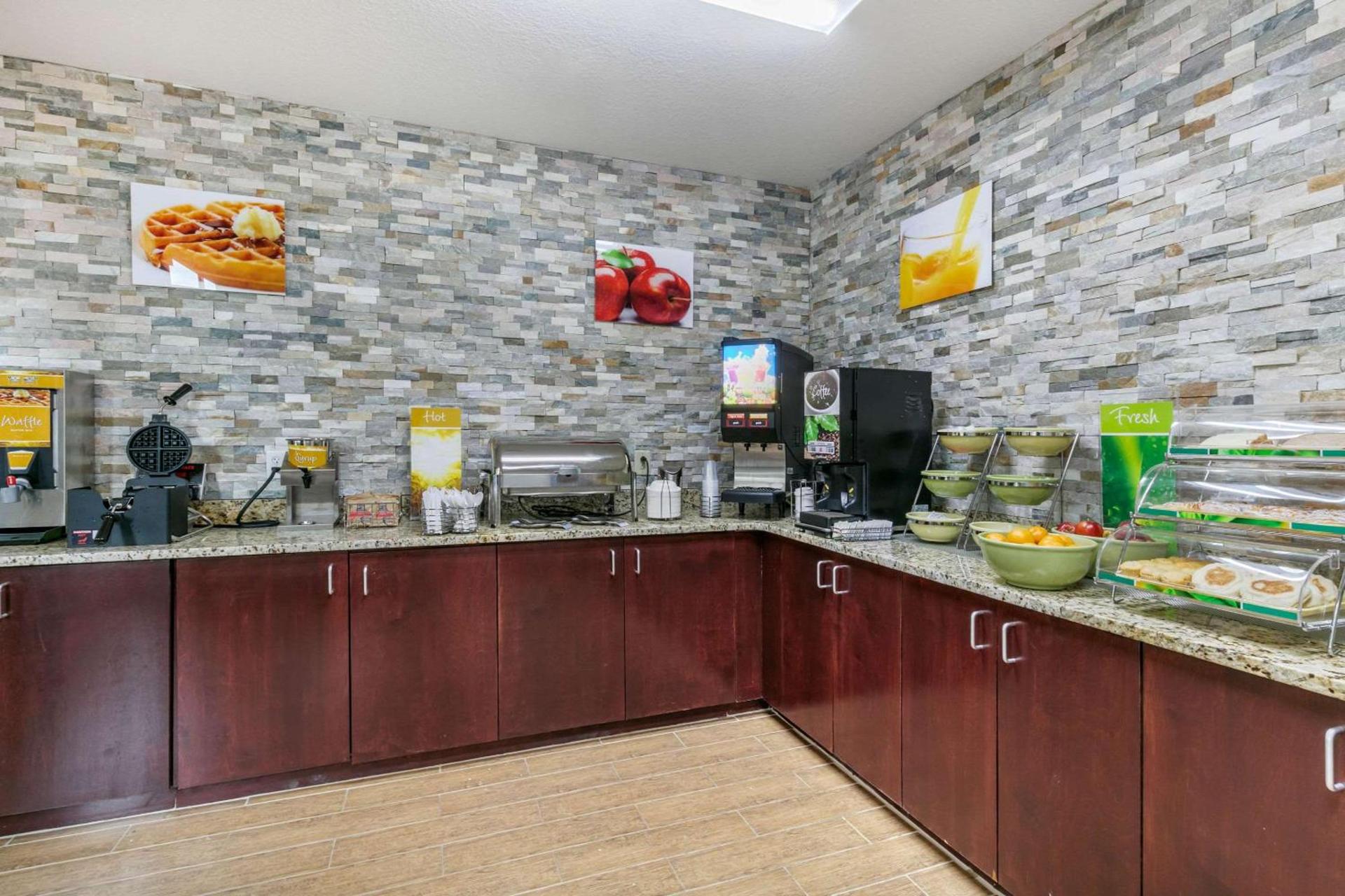 Quality Inn Monteagle photo 28