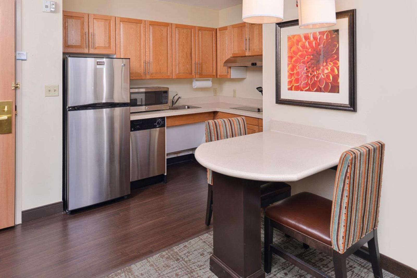 Staybridge Suites O'Fallon Chesterfield by IHG photo 3